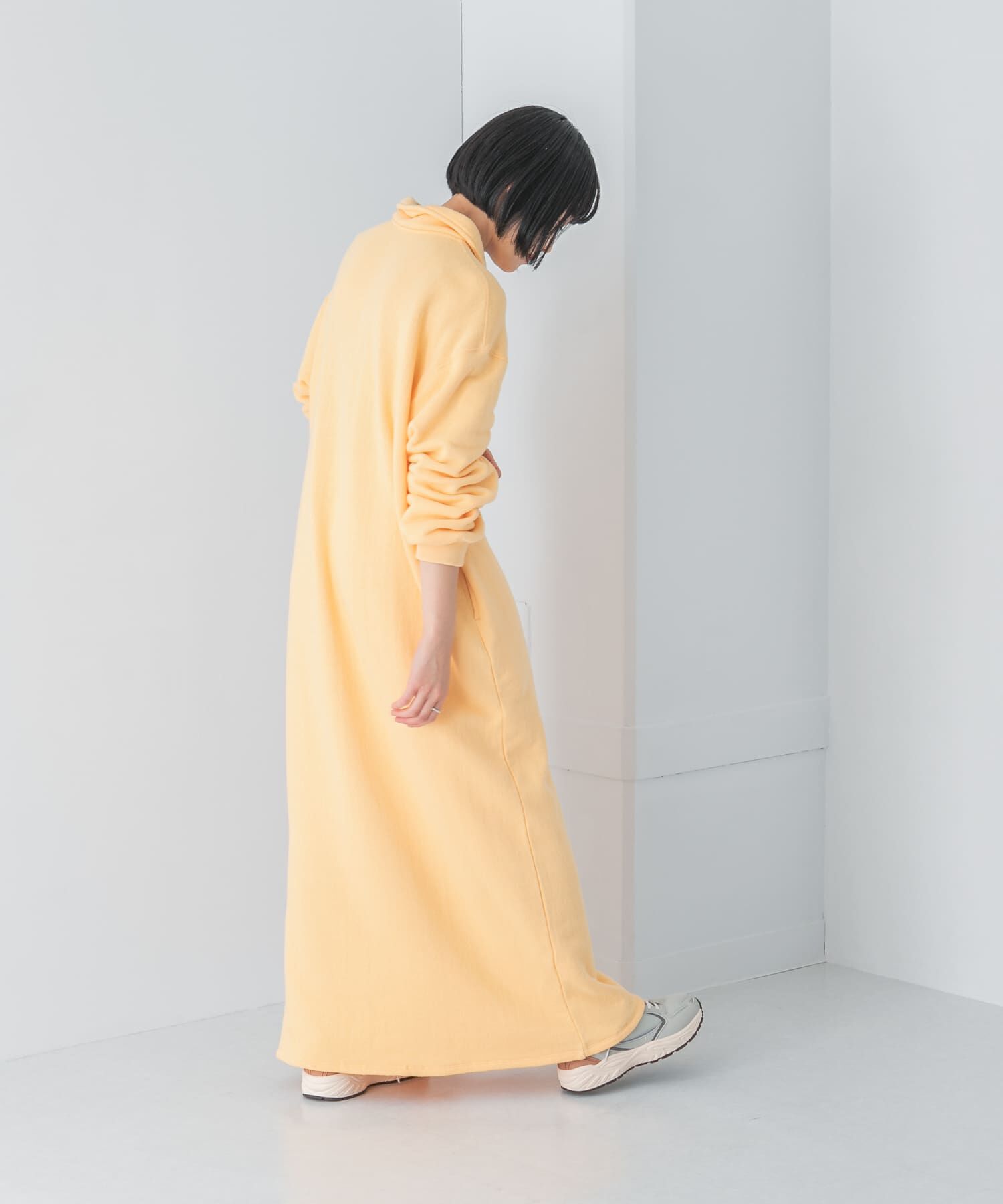 URBAN RESEARCH DOORS「『別注』Sports Wear&times;DOORS　ハーフジップ長袖ワンピース」|ワンピース|