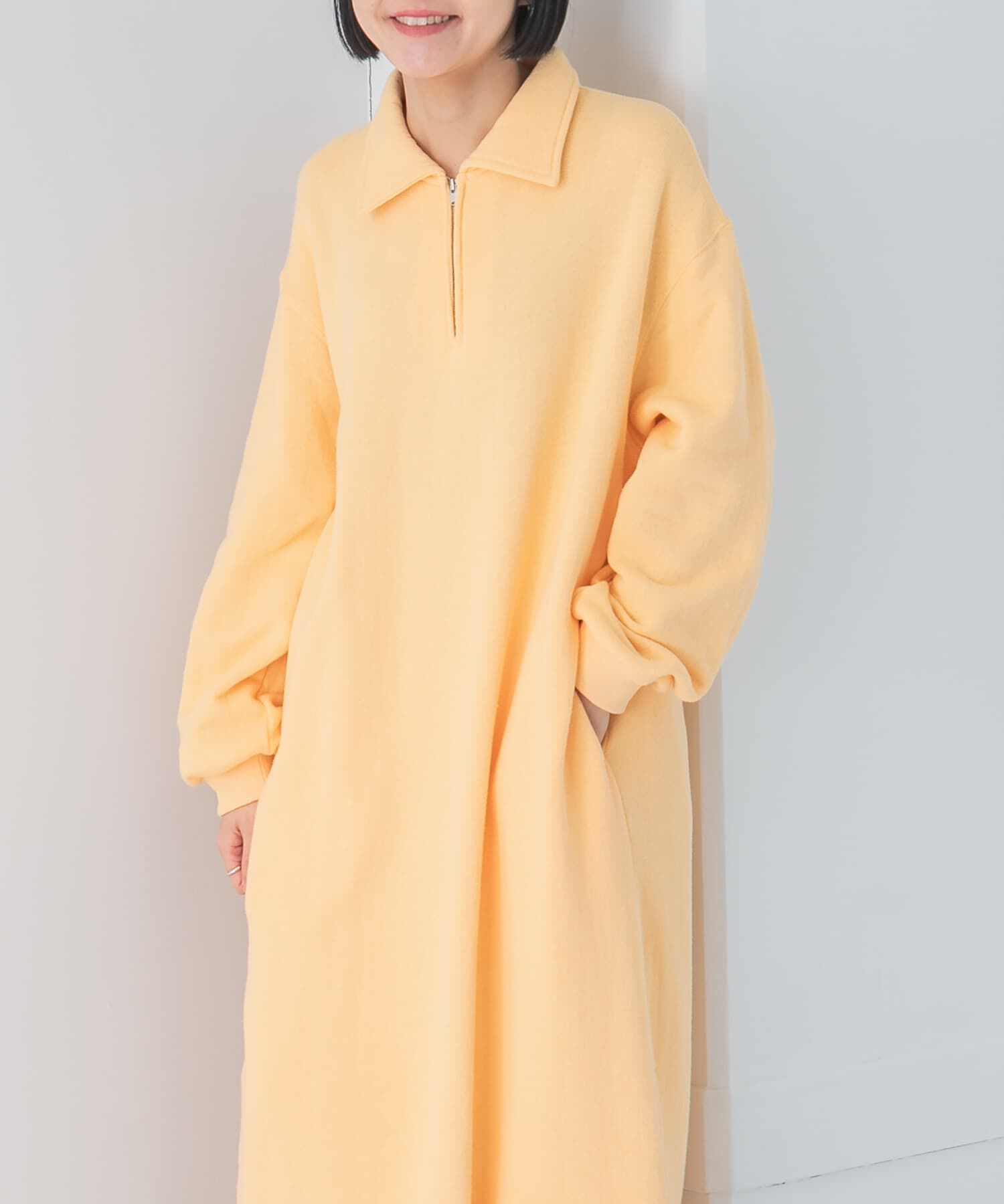 URBAN RESEARCH DOORS「『別注』Sports Wear&times;DOORS　ハーフジップ長袖ワンピース」|ワンピース|