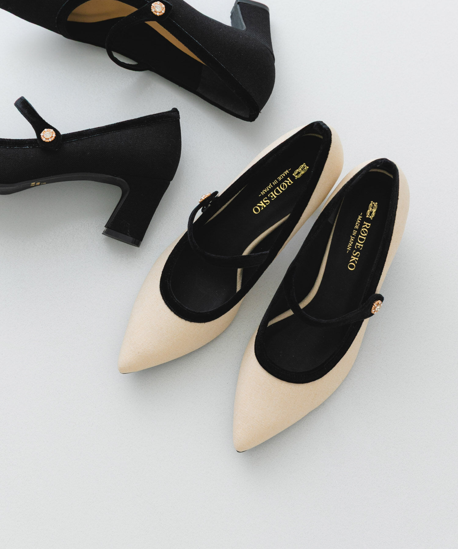 RODE SKO「『MADE IN JAPAN』　チャンキーヒールメリージェーンパンプス」|パンプス|オフホワイト