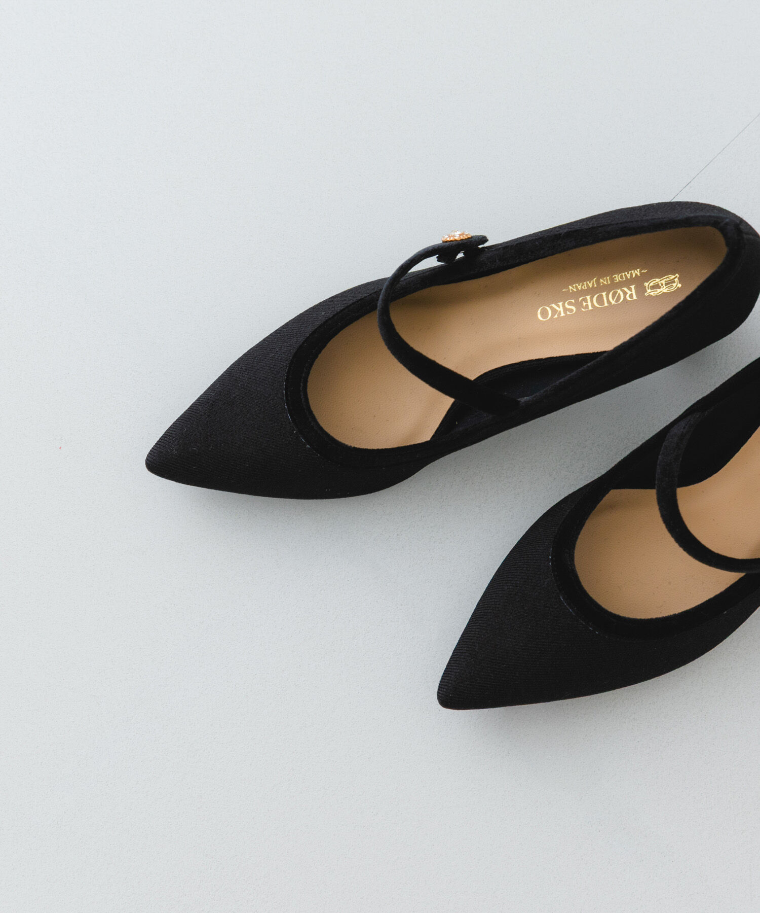 RODE SKO「『MADE IN JAPAN』　チャンキーヒールメリージェーンパンプス」|パンプス|