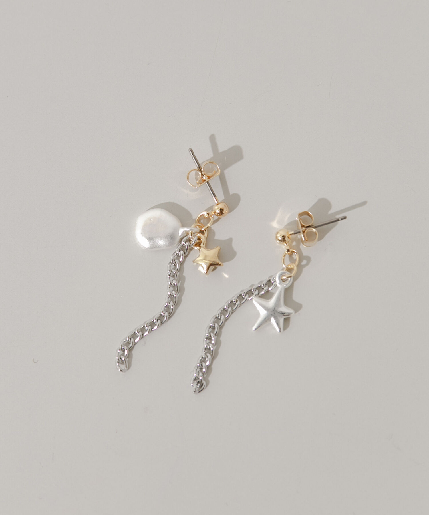 SMELLY「スターチャームチェーンピアス」|ピアス|シルバー系その他