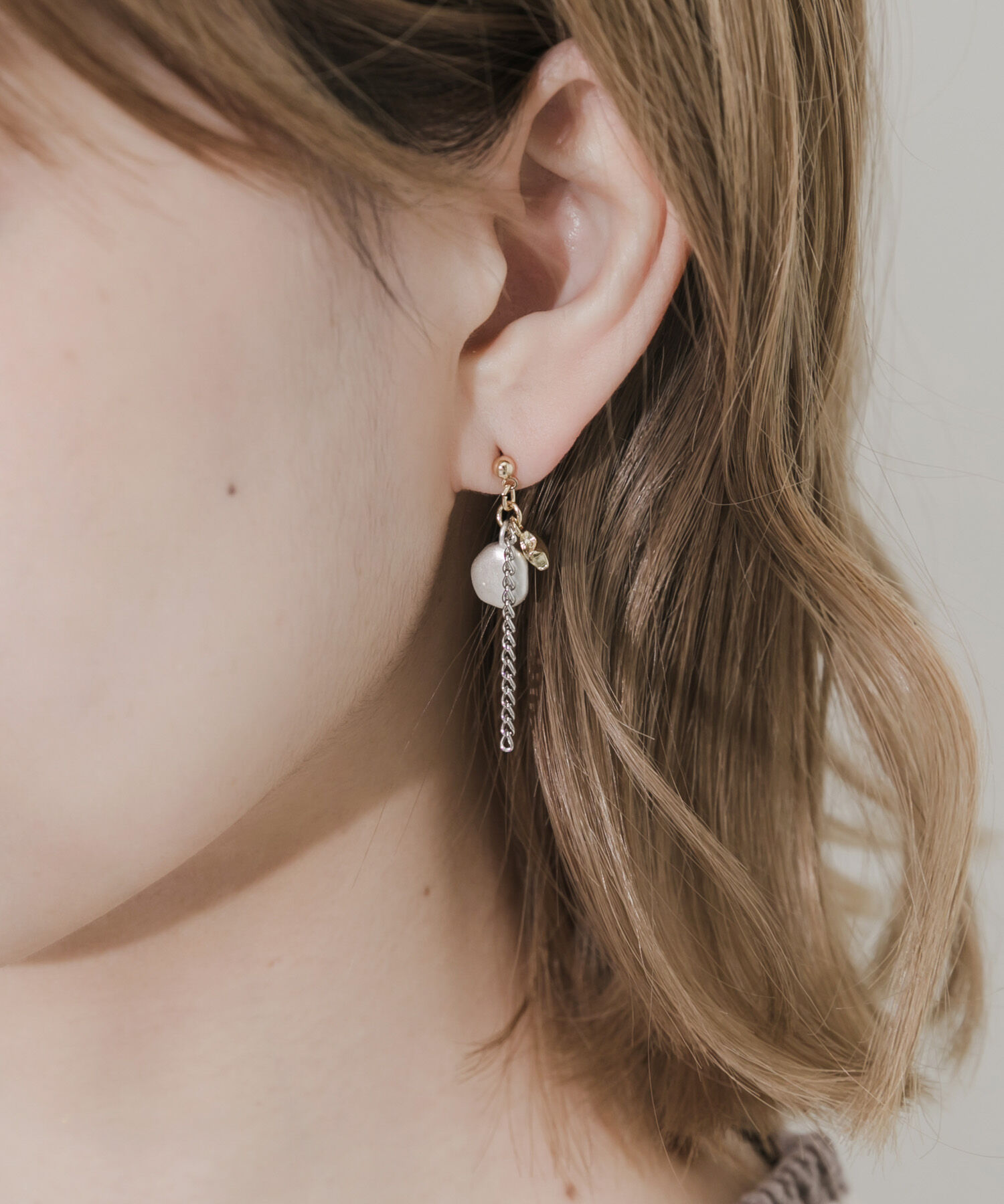 SMELLY「スターチャームチェーンピアス」|ピアス|