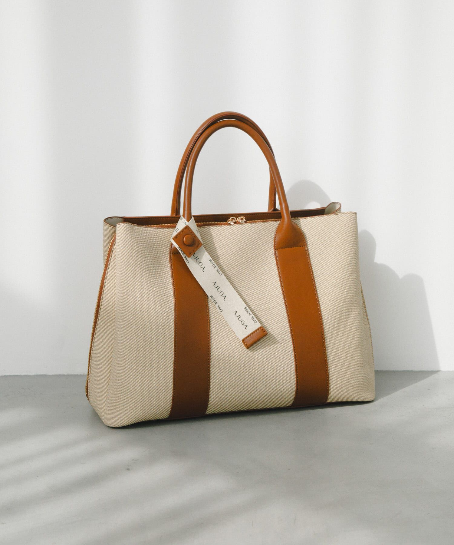 RODE SKO「『別注』AJUGA.&times;RODE SKO　ロゴリボン付ビッグトート」|トートバッグ|