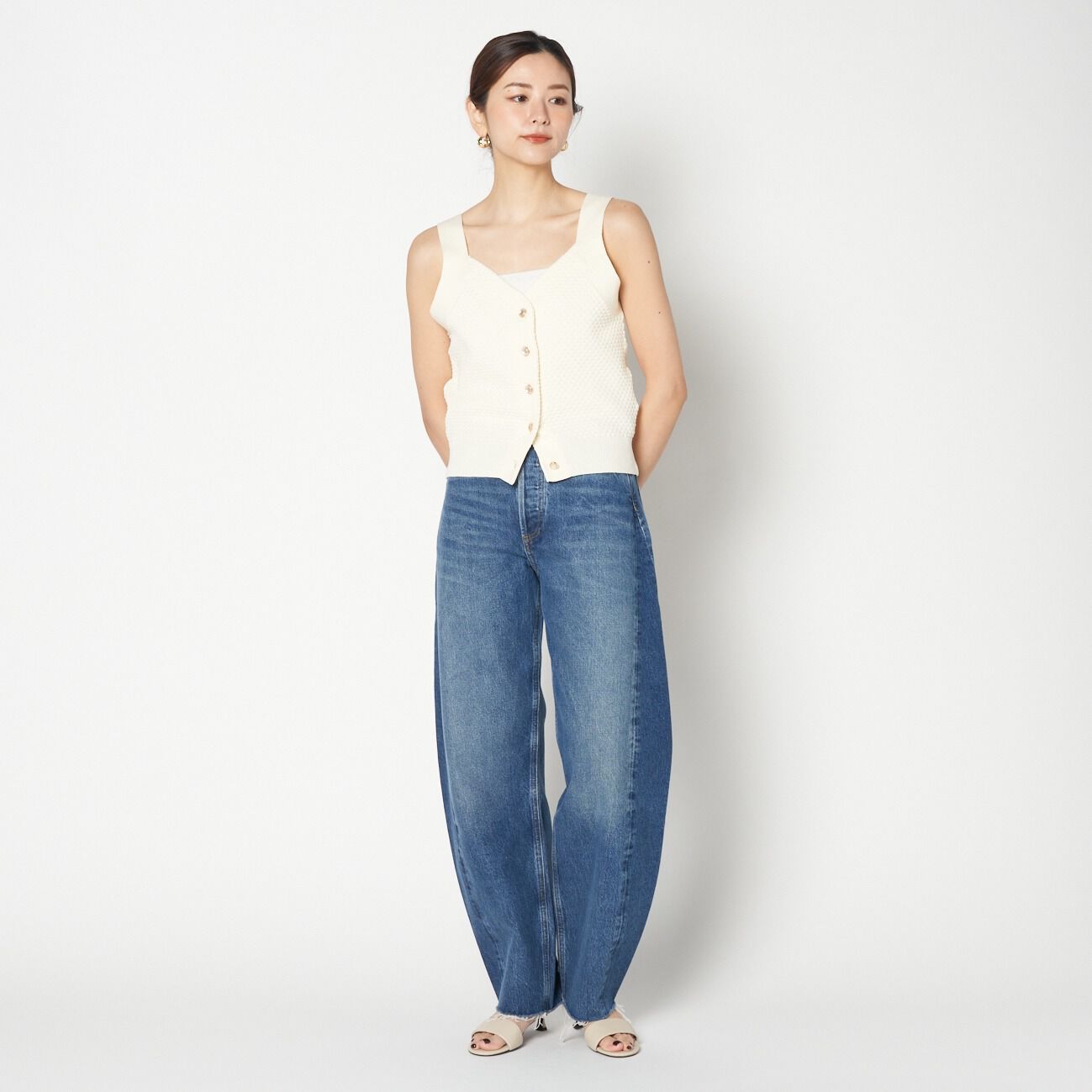 HELIOPOLE「HELIOPOLE POPCORN KNIT BIJOU BUTTON VEST」|ニット・セーター|