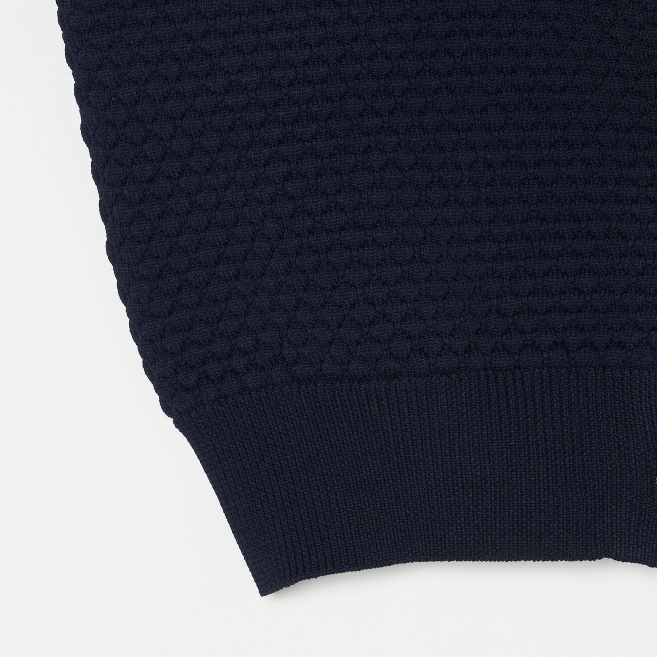 HELIOPOLE「HELIOPOLE POPCORN KNIT BIJOU BUTTON VEST」|ニット・セーター|