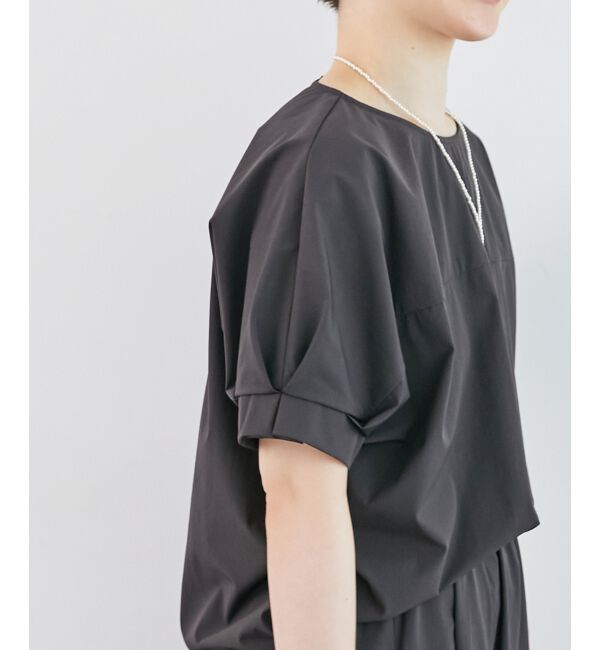  「《接触冷感》ナイロンストレッチスリーブタックブラウス」|シャツ・ブラウス|