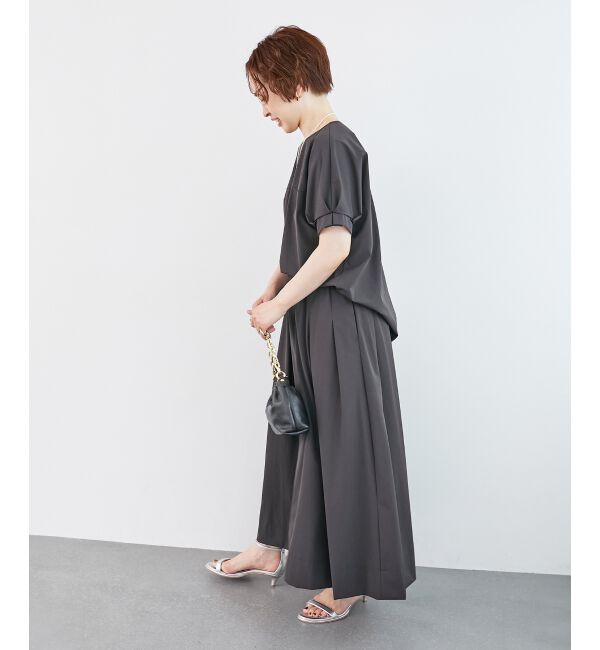  「《接触冷感》ナイロンストレッチスリーブタックブラウス」|シャツ・ブラウス|