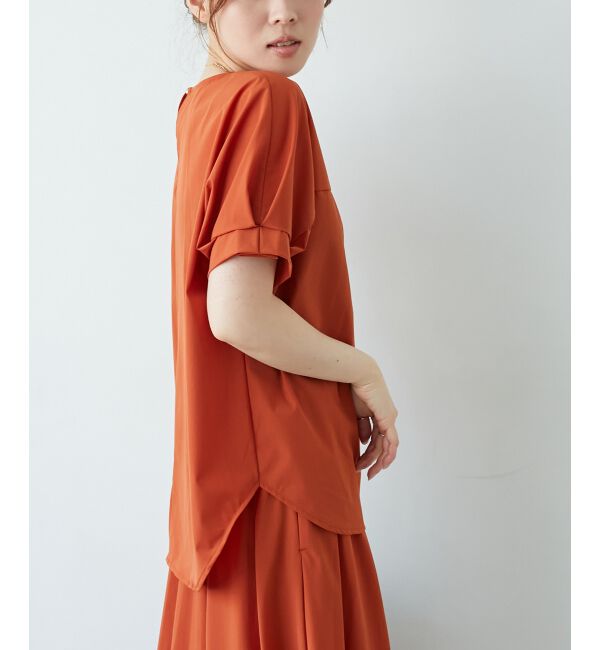  「《接触冷感》ナイロンストレッチスリーブタックブラウス」|シャツ・ブラウス|