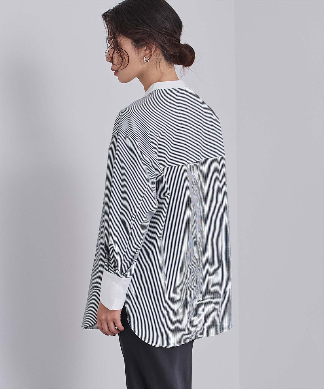 ur's「釦バックスリットチュニックシャツ」|シャツ・ブラウス|