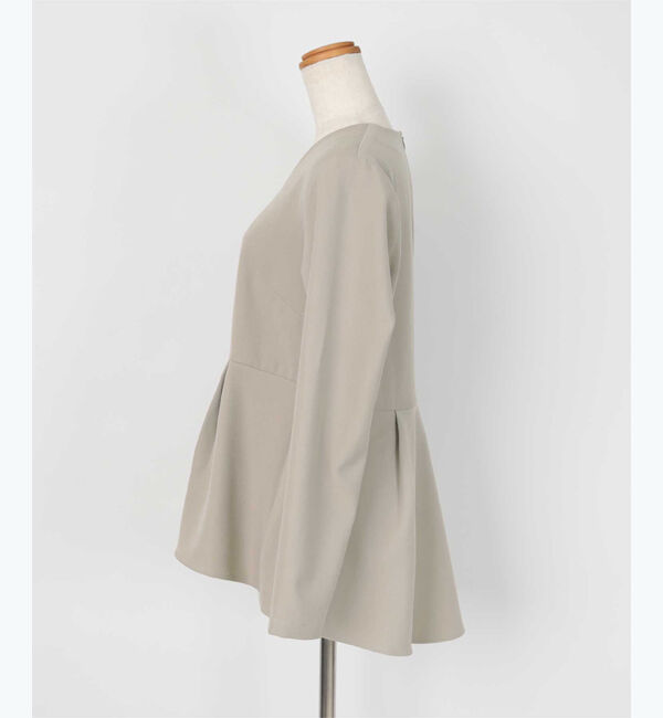 ur's「Vネックタックペプラムトップス」|Tシャツ・カットソー|