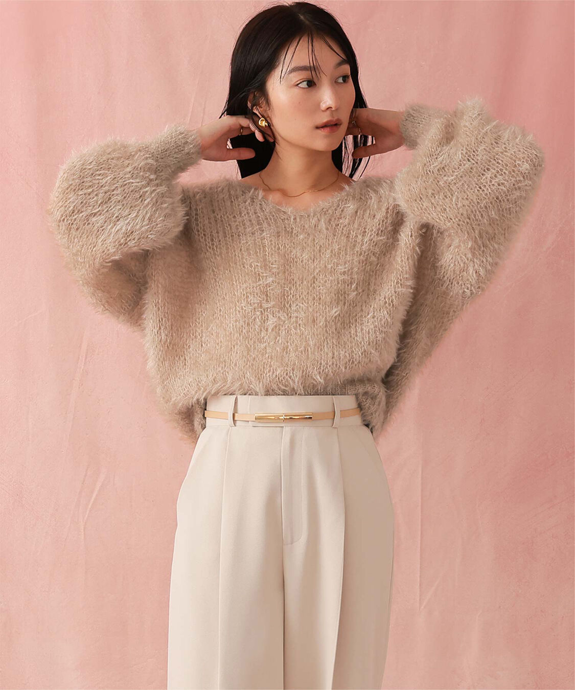 ur's「Vネックオーバーサイズシアーローゲージニット」|ニット・セーター|