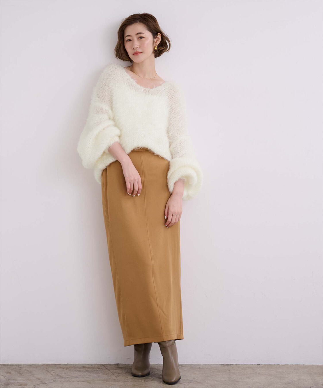 ur's「Vネックオーバーサイズシアーローゲージニット」|ニット・セーター|