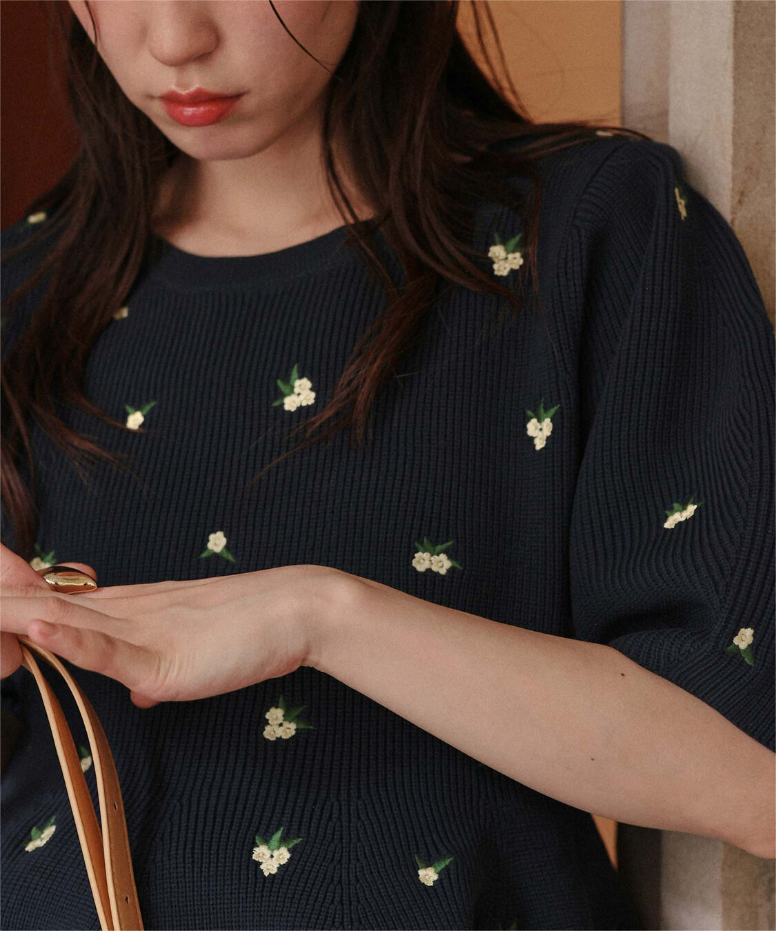 titivate「フラワー刺繍ペプラムニットトップス」|ニット・セーター|