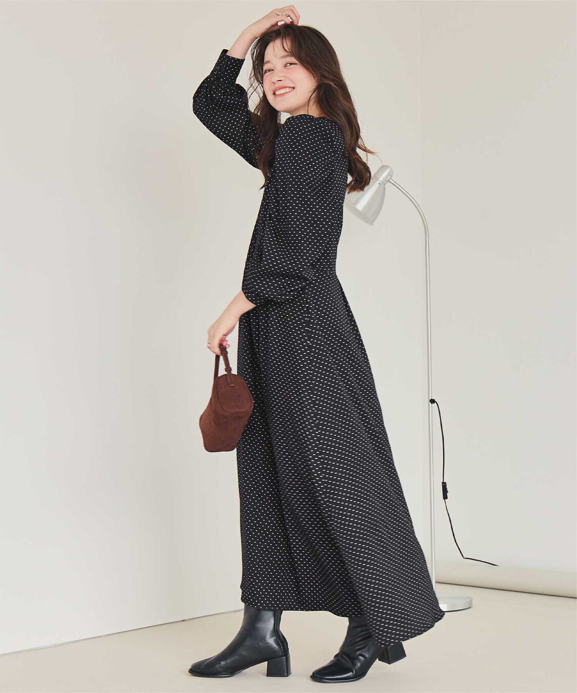 titivate「【高山直子さんコラボアイテム】ボリュームギャザースリーブフレアワンピース」|ワンピース|