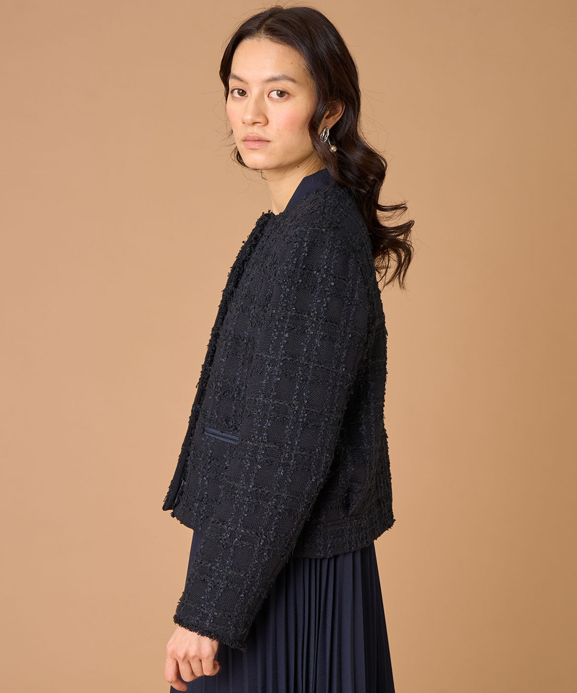 INED「《大きいサイズ》ノーカラーツイードジャケット《LINTON》」|ノーカラージャケット|