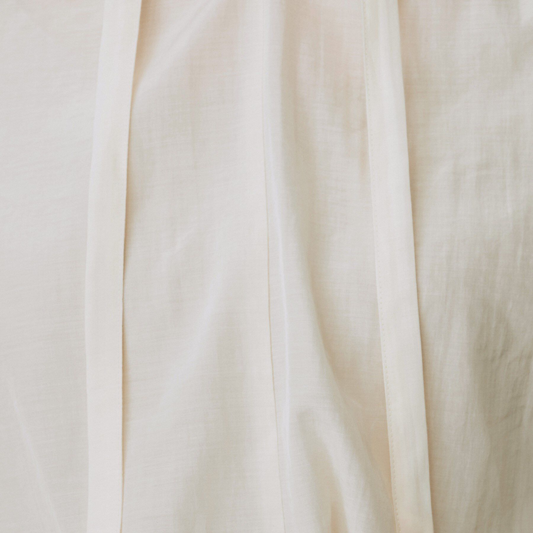 UNTITLED「【キャンディスリーブ/エレガント】フリルギャザーネックブラウス」|シャツ・ブラウス|