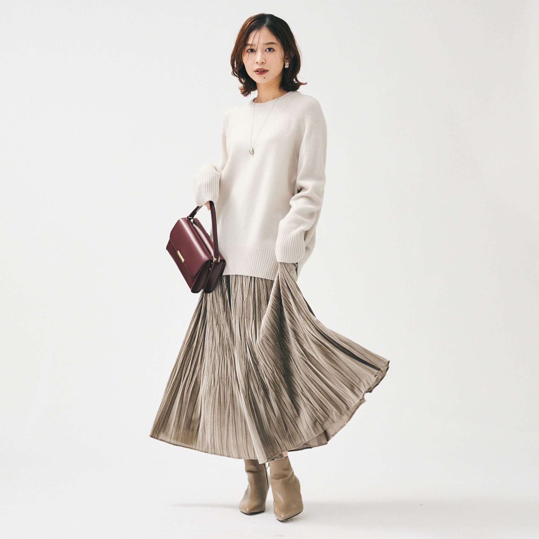 UNTITLED「【重ね着もおすすめ/洗える】ウールカシミヤ クルーネックニット」|ニット・セーター|