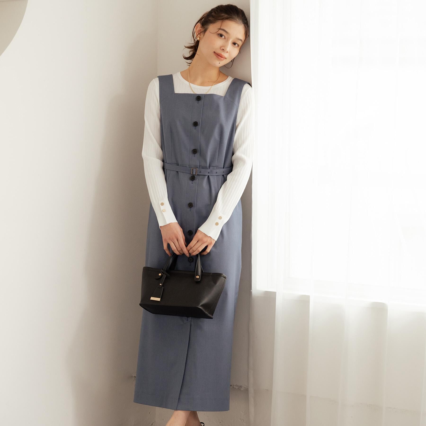 UNTITLED「【洗える】スクエアネックジャンパースカート」|ワンピース|ブルー(092)