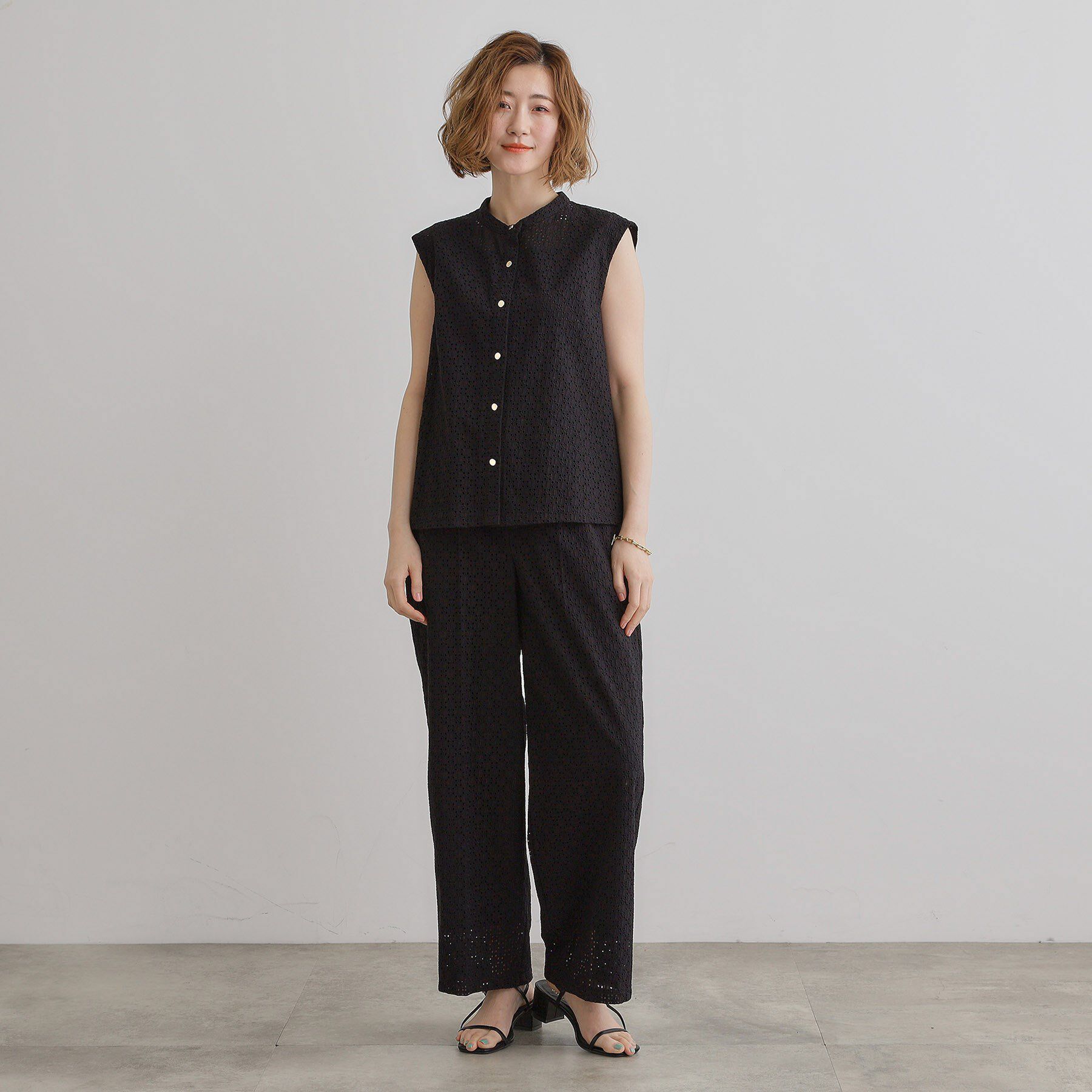 grove「繊細なレースで魅せるエンブロイダリーレースバンドカラーシャツ」|シャツ・ブラウス|