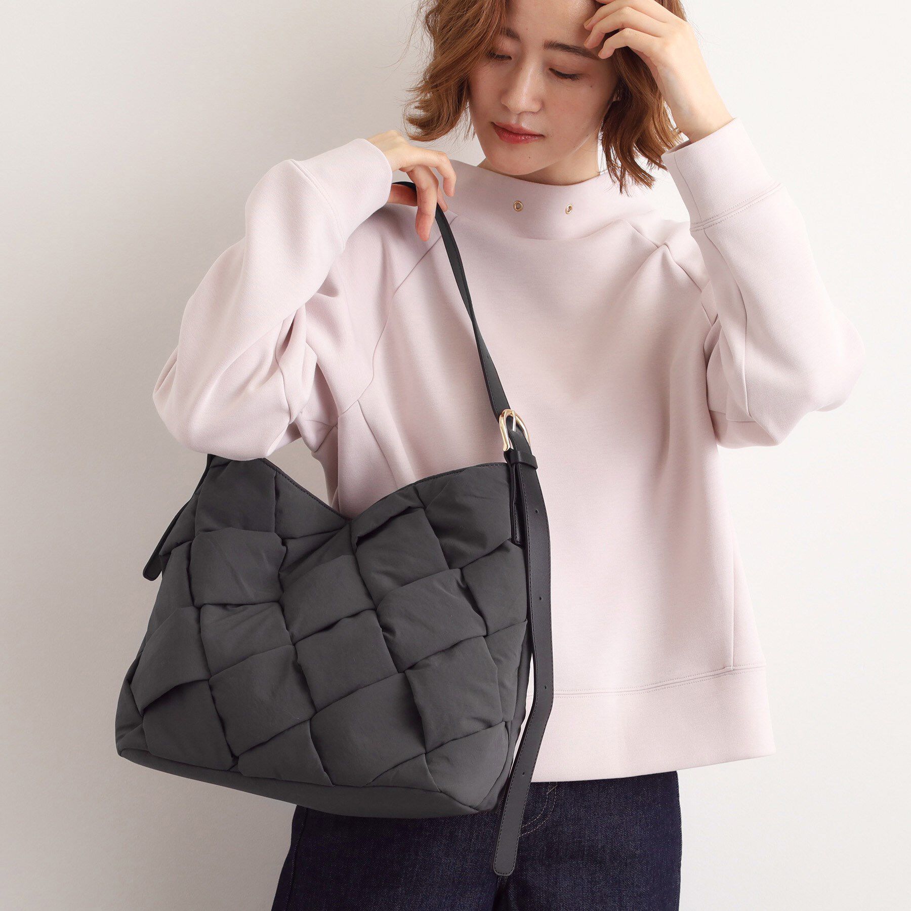 grove「【撥水】ナイロンメッシュワンショルダー」|ショルダー・メッセンジャー|チャコールグレー(0