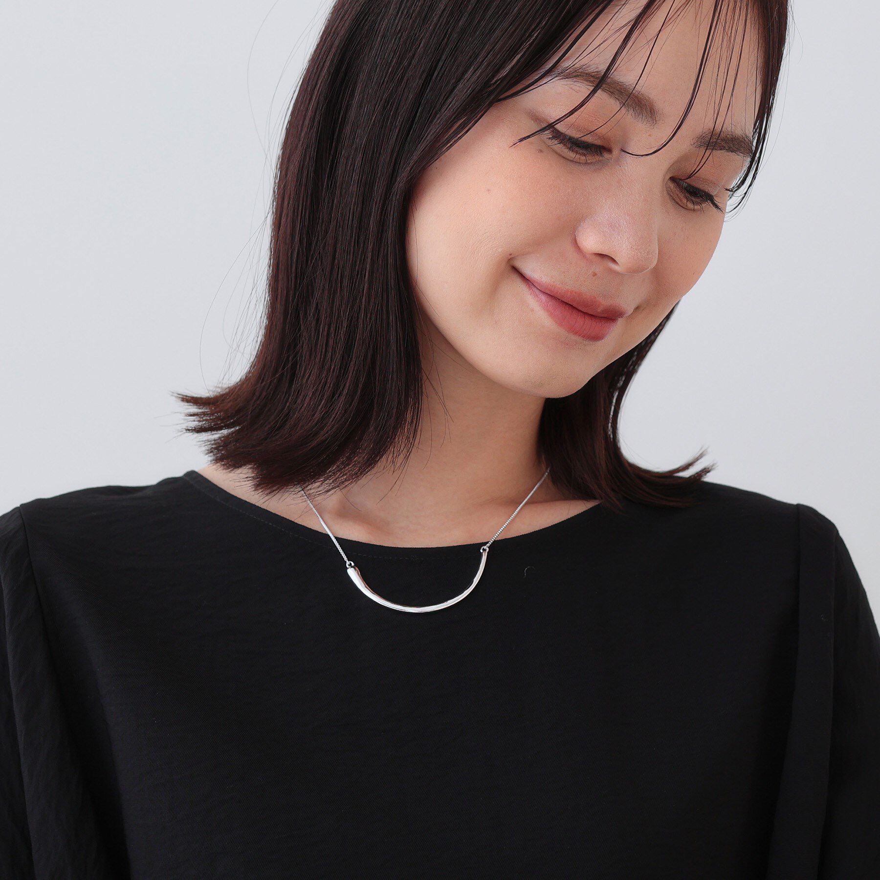 INDIVI「ラウンドショートネックレス」|ネックレス|