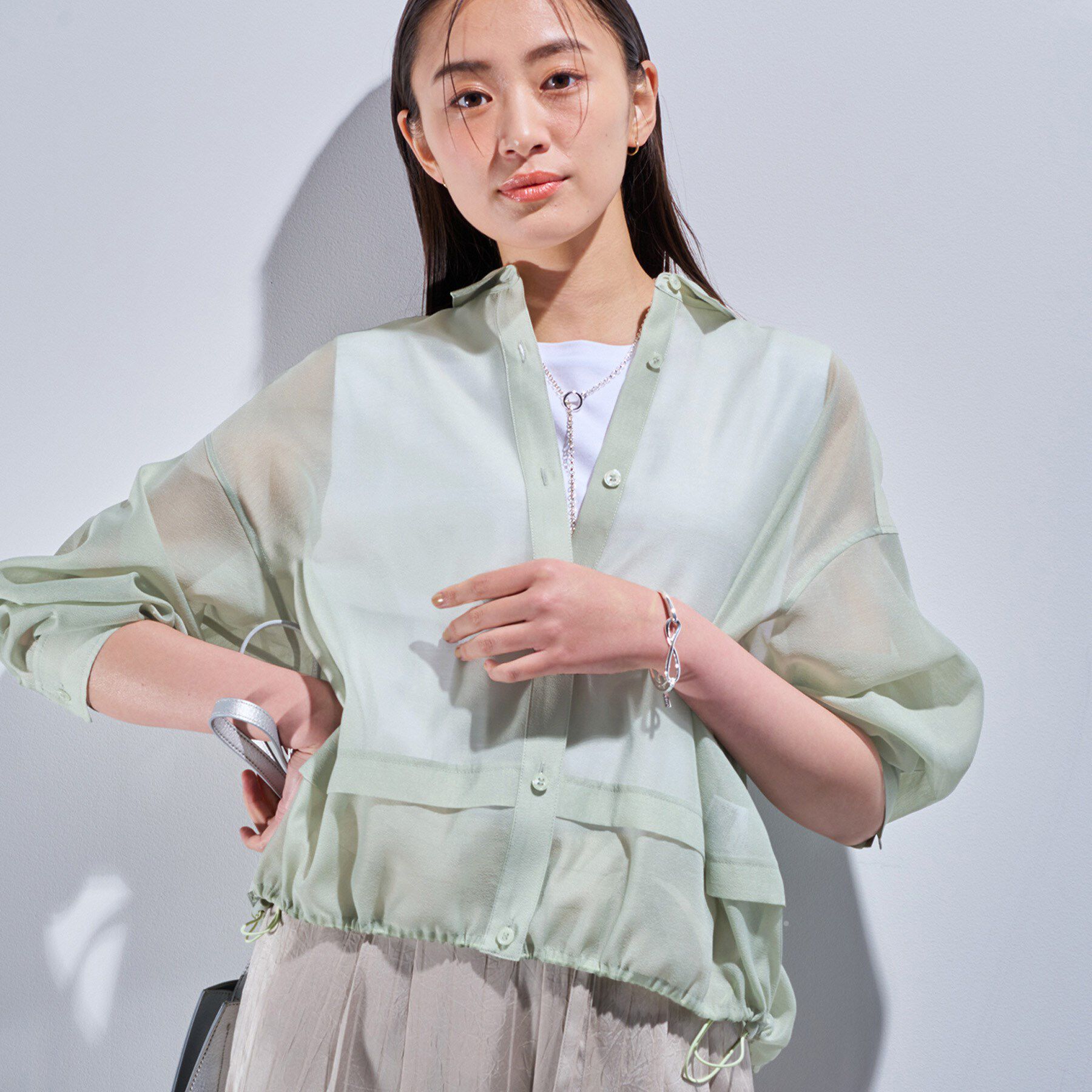 INDIVI「【洗える／ドロスト付】トレンドシアーシャツ」|シャツ・ブラウス|イエローグリーン(0