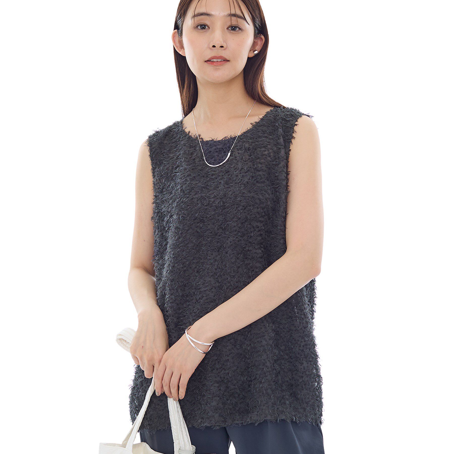 INDIVI「【インナーとしても活躍！】フリンジジャカードチュニック」|シャツ・ブラウス|チャコールグレー(0