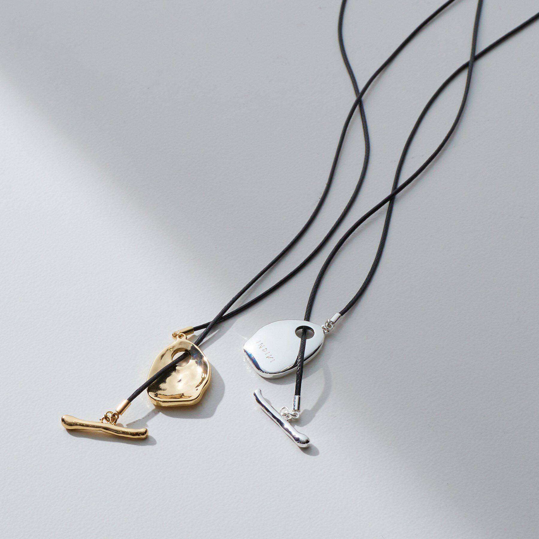 INDIVI「ニュアンスコードネックレス」|ネックレス|