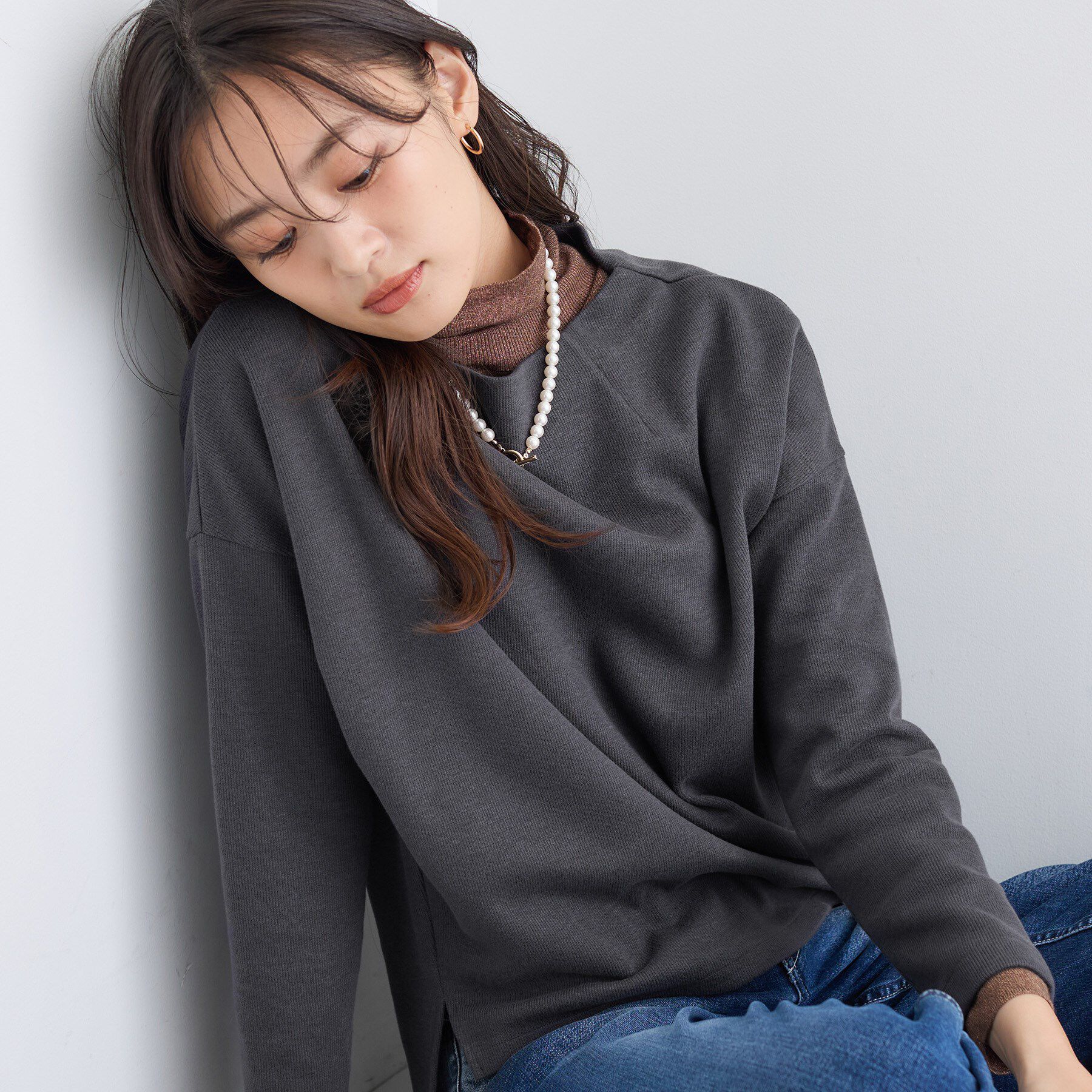 INDIVI「【SETUP可能／洗える／UVケア】ライトジャージ ボトルネックトップス」|Tシャツ・カットソー|