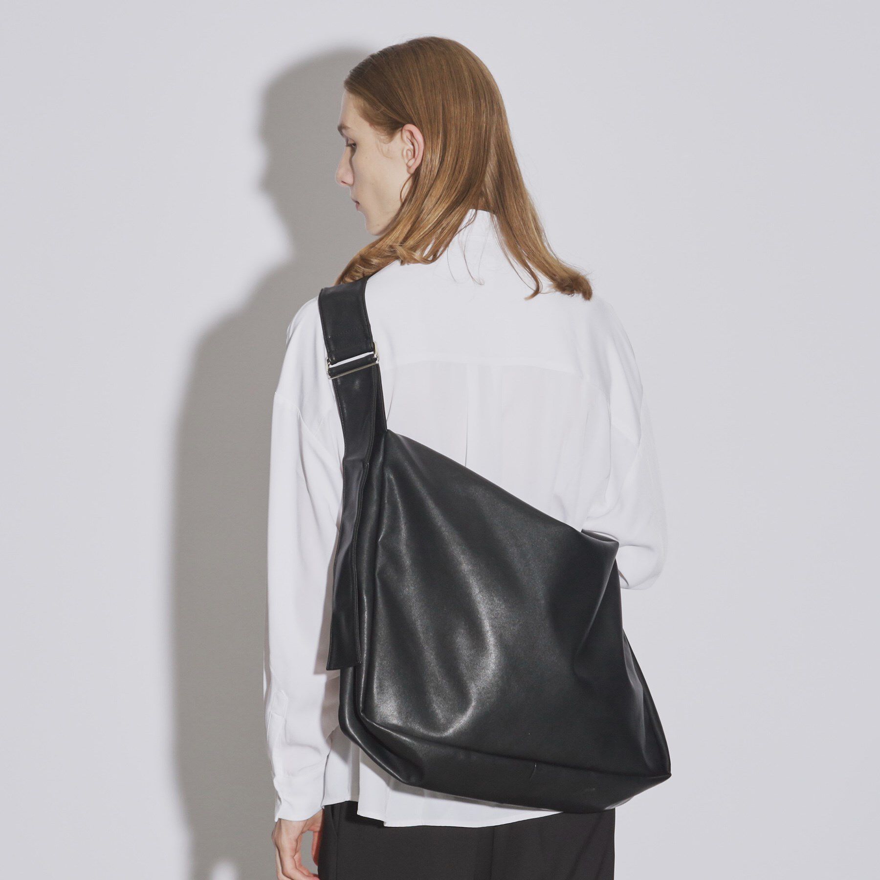 tk.TAKEO KIKUCHI「ビッグショルダーバッグ」|ショルダー・メッセンジャー|