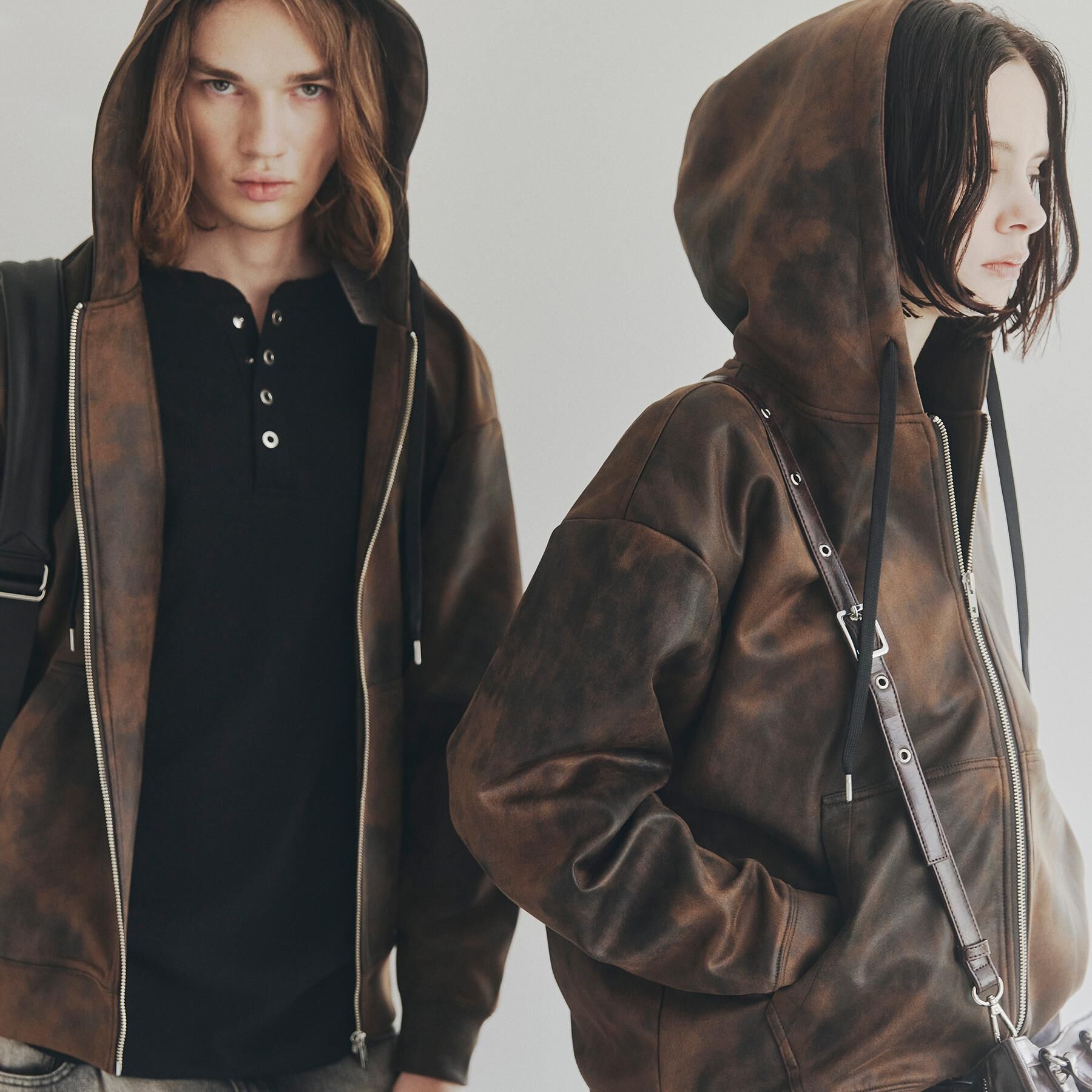 tk.TAKEO KIKUCHI「ヴィンテージライクプリント ジップパーカー」|パーカー|ブラウン(043)