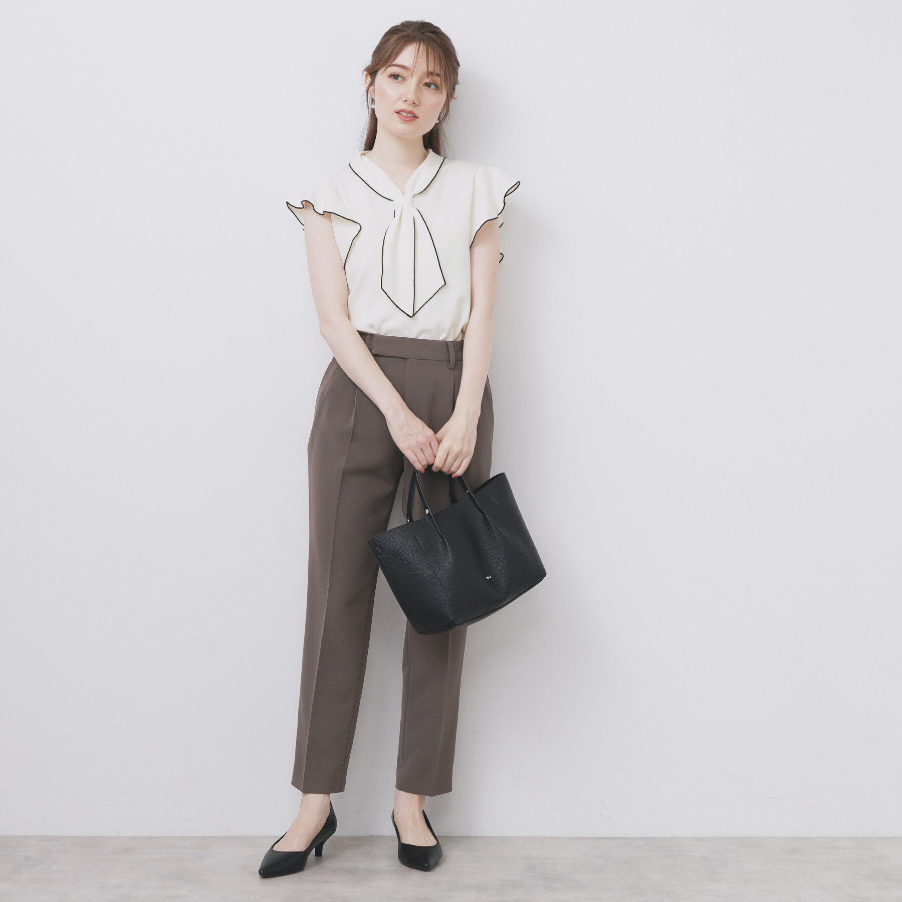 index「フレアスリーブボウタイニット【洗濯機洗い可/接触冷感/抗ピル】」|ニット・セーター|