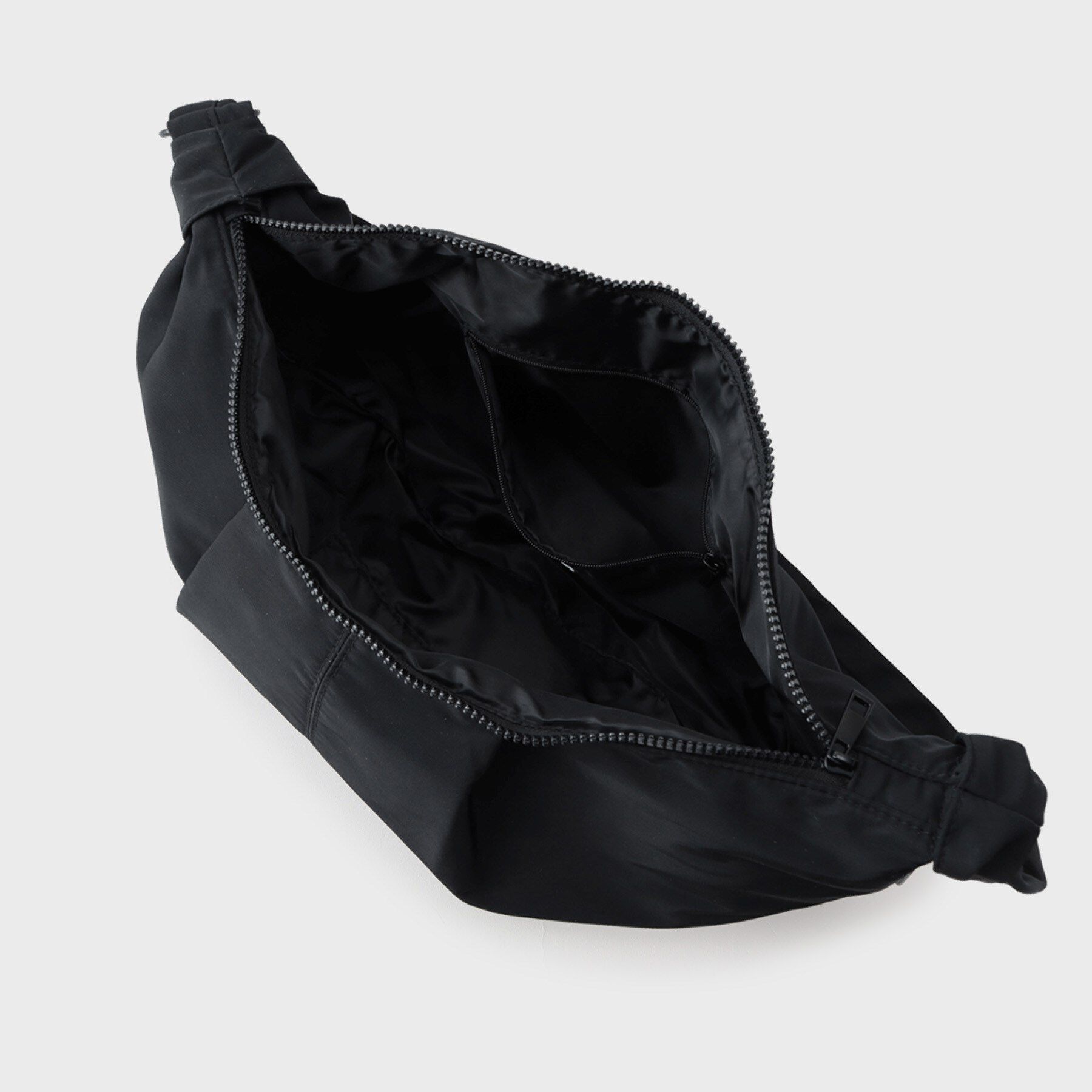 OPAQUE.CLIP「【2WAY】タックデザインミドルショルダーバッグ」|ショルダー・メッセンジャー|