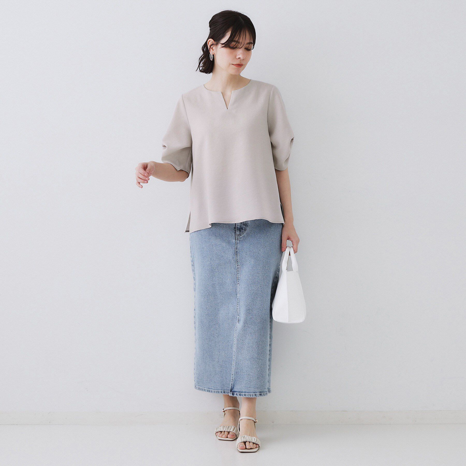 OPAQUE.CLIP「リネンライクキーネックタックスリーブブラウス【洗濯機洗い可/吸水速乾/接触冷感】」|シャツ・ブラウス|