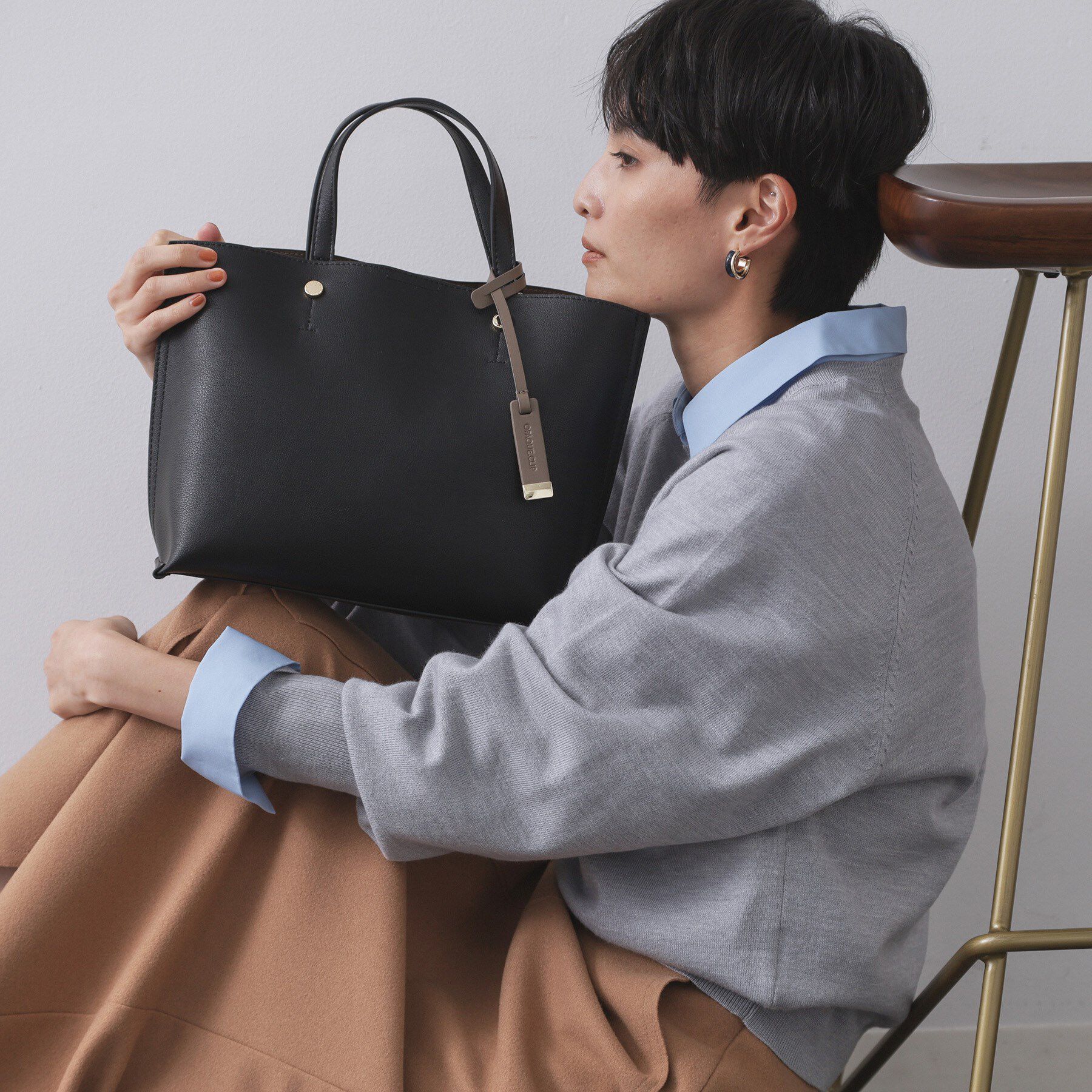 OPAQUE.CLIP「【2WAY/名品】バイカラー3層ミドルトートバッグ」|トートバッグ|ブラック(519)