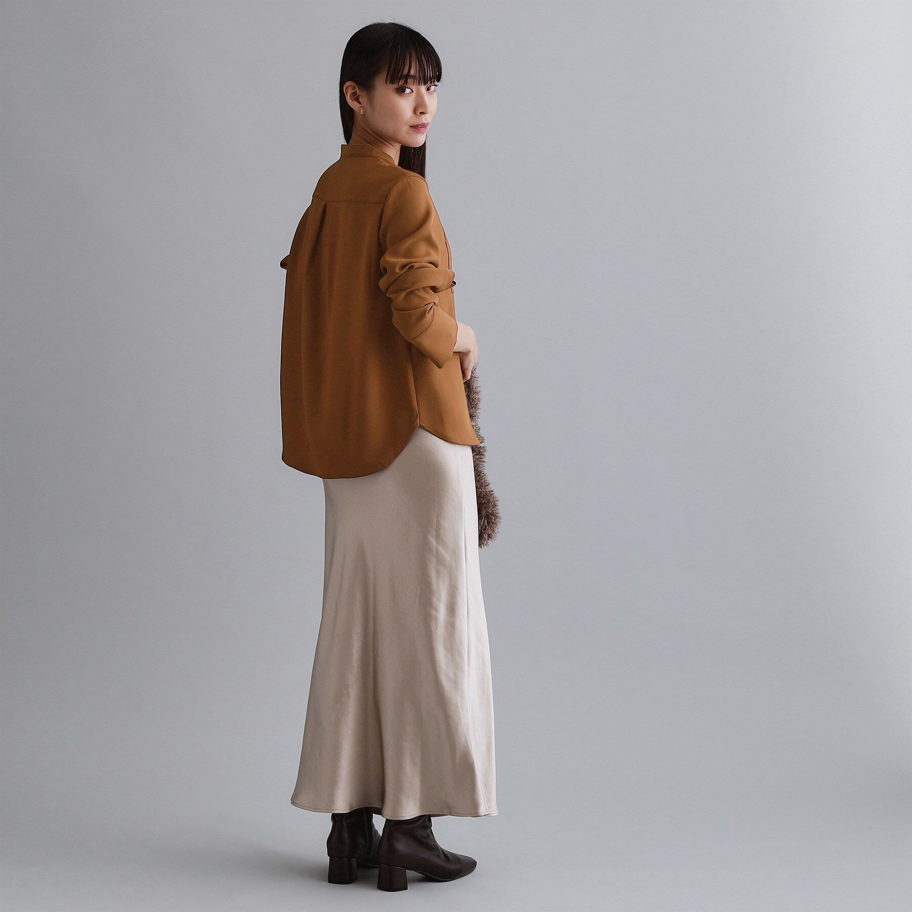 OPAQUE.CLIP「【es】ブザム切替バンドカラーシャツブラウス【洗濯機OK/防シワ/UVケア/接触冷感】」|シャツ・ブラウス|