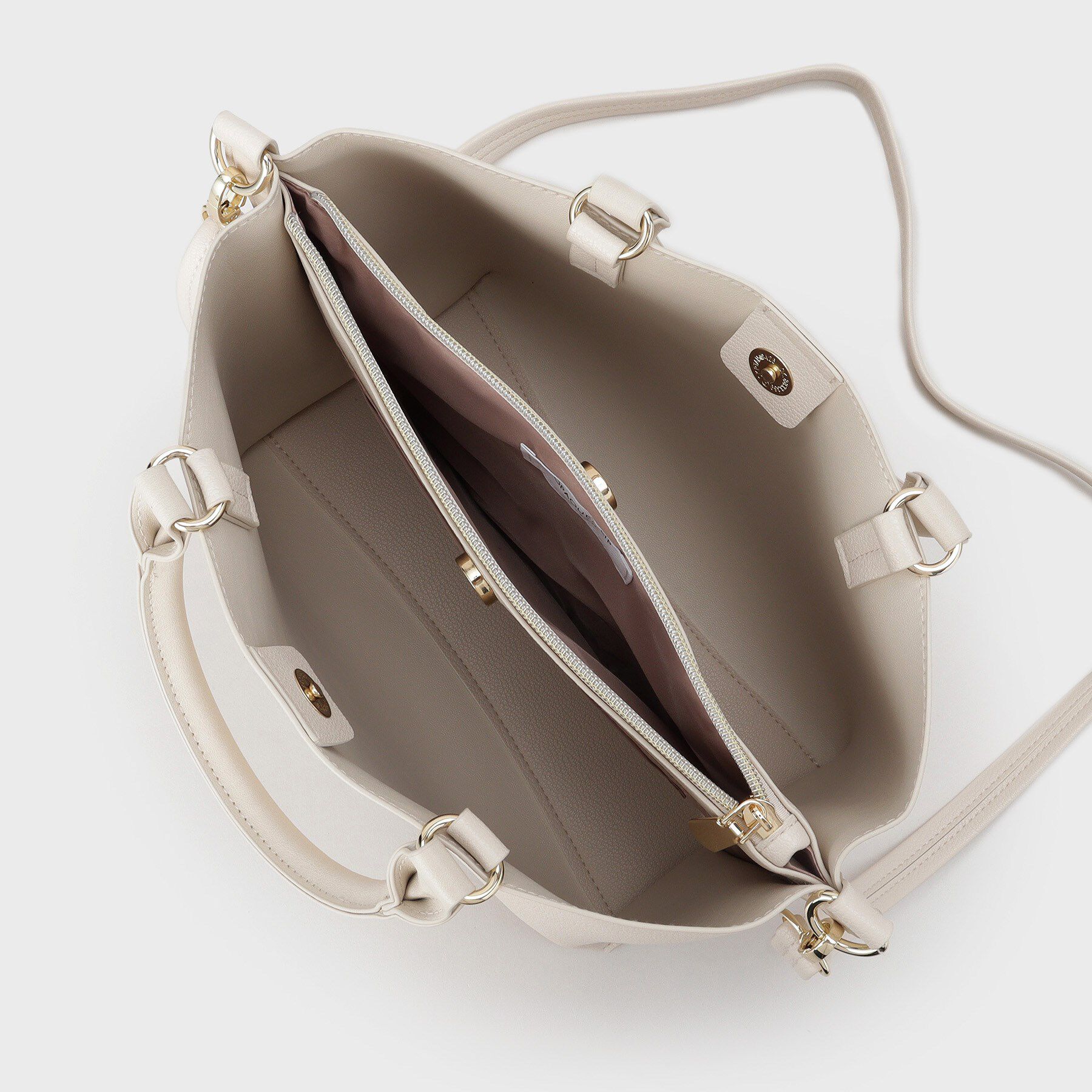 OPAQUE.CLIP「【2WAY/人間工学】ソフトシュリンク合皮ミドルサイズトートバッグ」|トートバッグ|