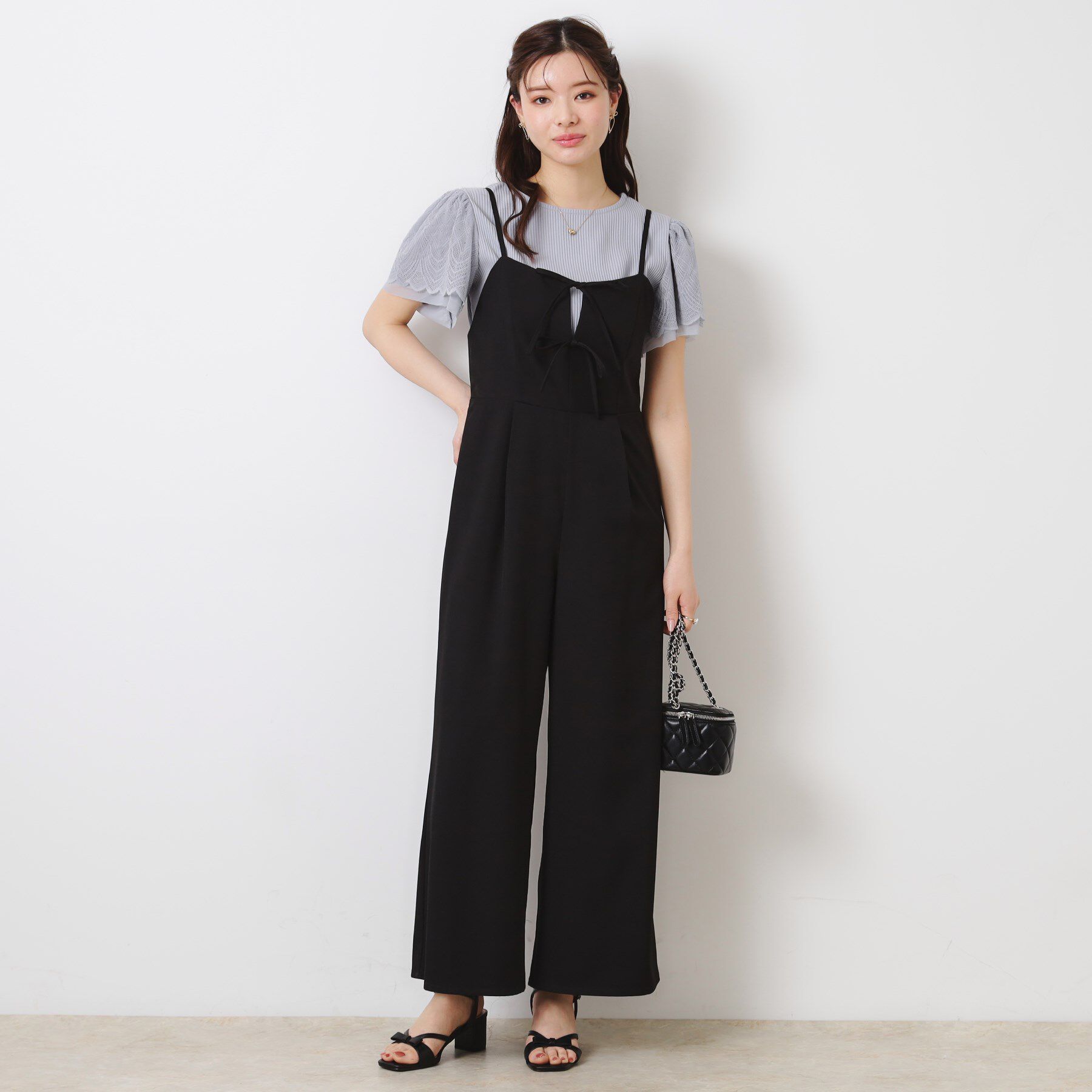 Couture broach「【大人可愛い・肩紐調節可能】リボンキャミサロペット」|オールインワン|