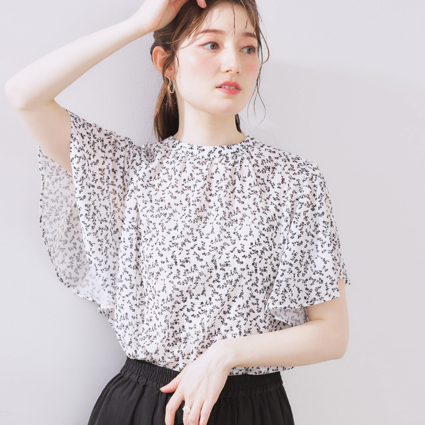 Couture broach「【キレイめ・通勤】前後2WAY楊柳フレアー袖ブラウス」|シャツ・ブラウス|