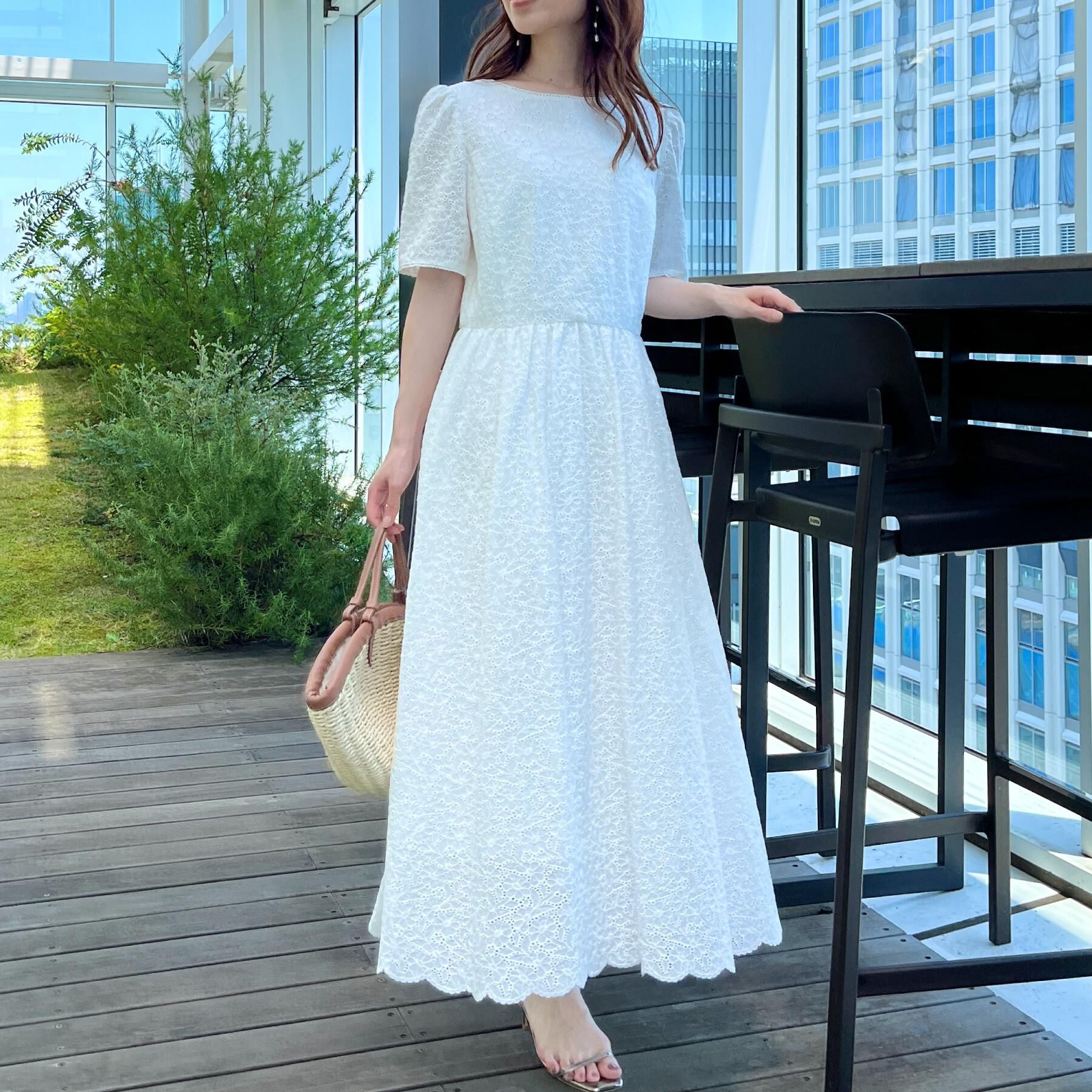 Couture broach「【一枚で着映える・華やか・花柄刺繍】カットワークレースワンピ」|ワンピース|