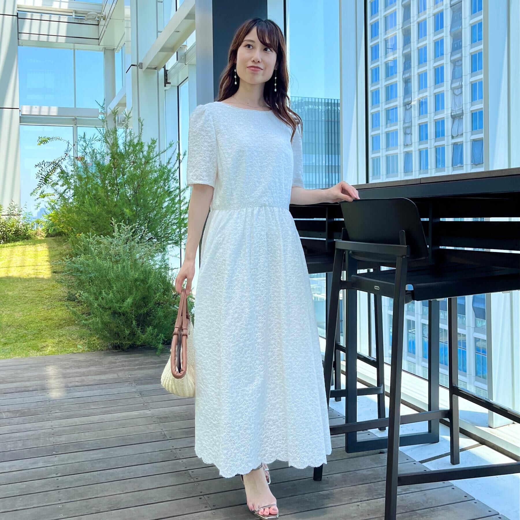 Couture broach「【一枚で着映える・華やか・花柄刺繍】カットワークレースワンピ」|ワンピース|