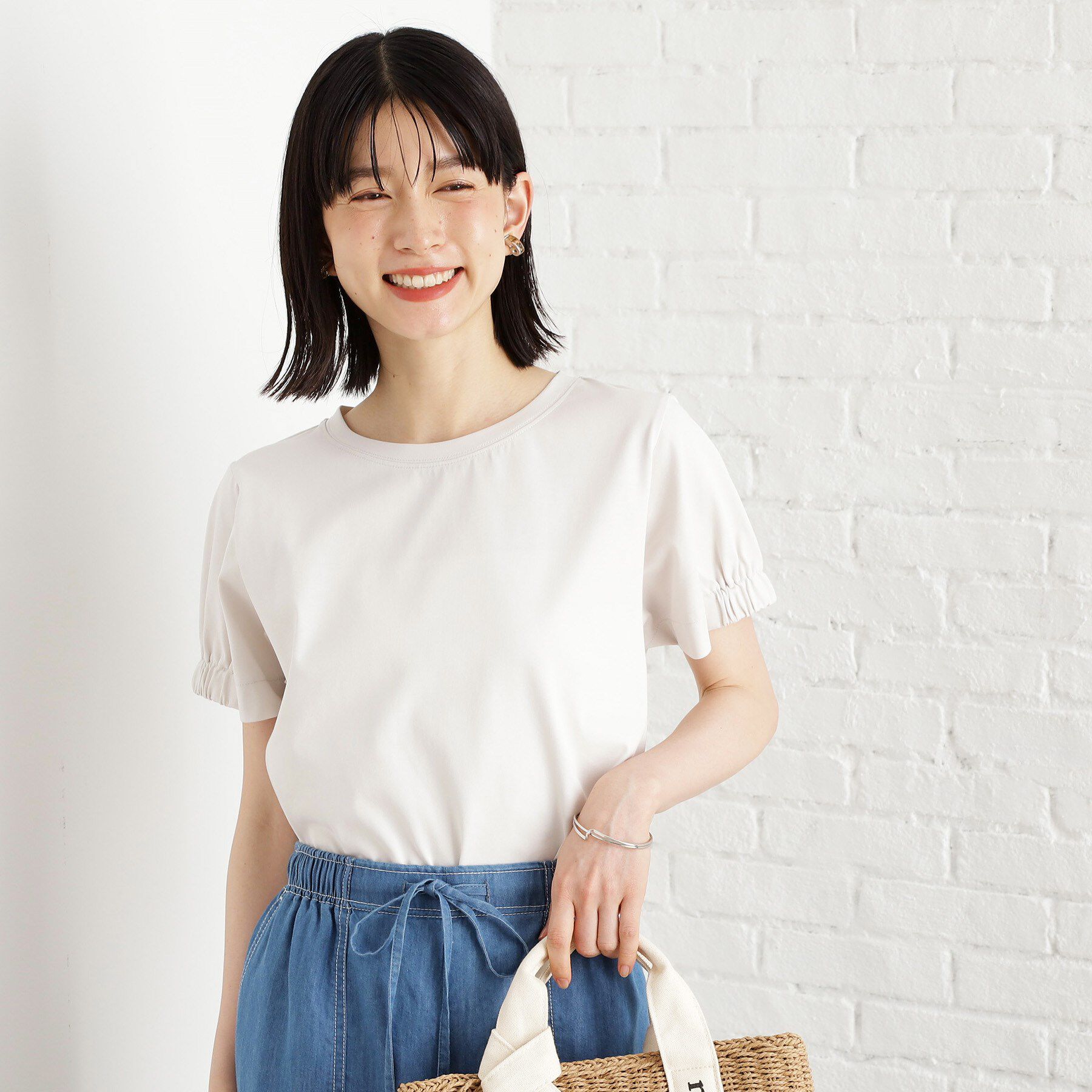 THE SHOP TK「袖タックTシャツ【接触冷感/毛玉になりにくい/UV】」|Tシャツ・カットソー|アイボリー(004)