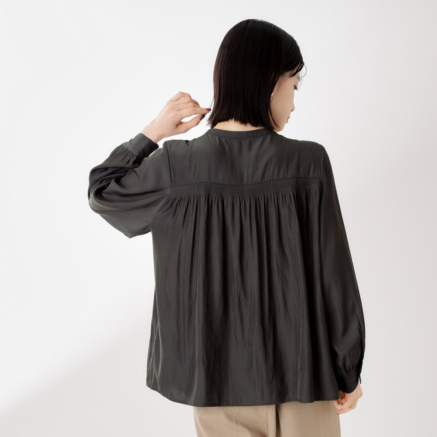 THE SHOP TK「ヴィンテージサテンギャザーシャツ」|シャツ・ブラウス|