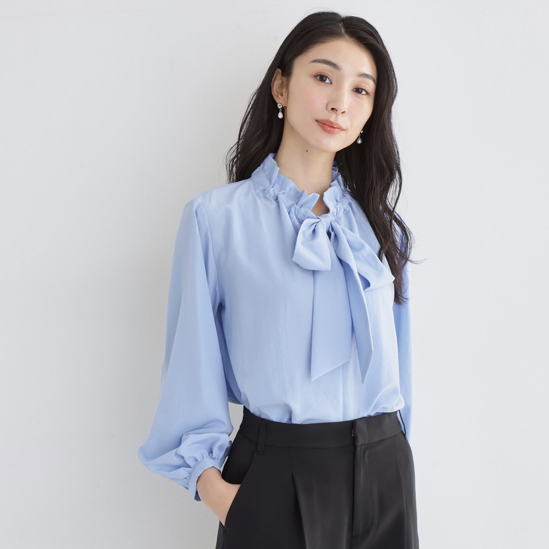 THE SHOP TK「【通勤にもカジュアルにも】ギャザーリボンタイブラウス」|シャツ・ブラウス|