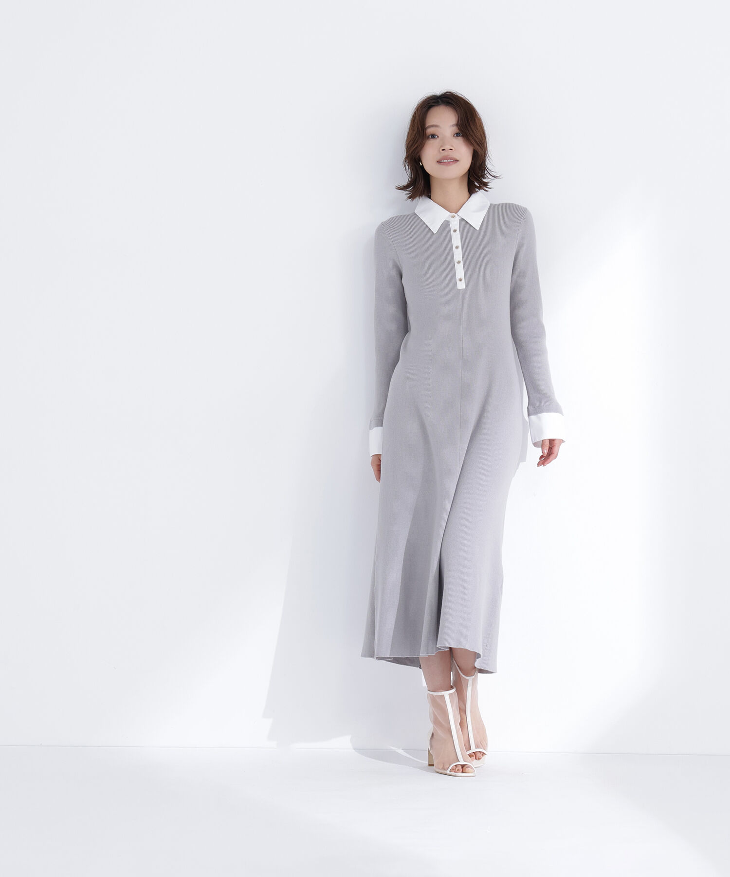  「襟付リブニットワンピース」|ワンピース|グレー&times;オフ2