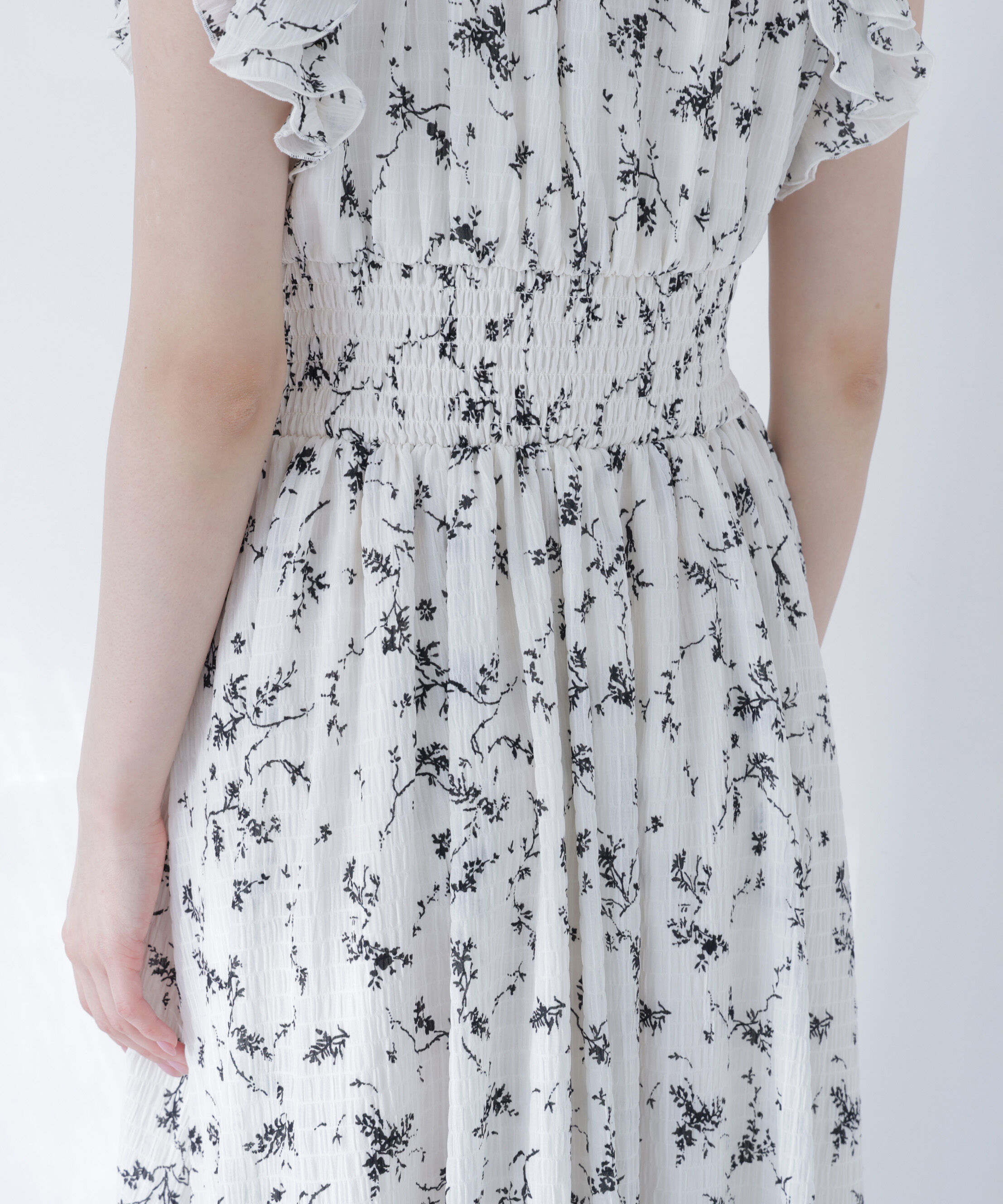  「フラワープリントフリルワンピース」|ワンピース|