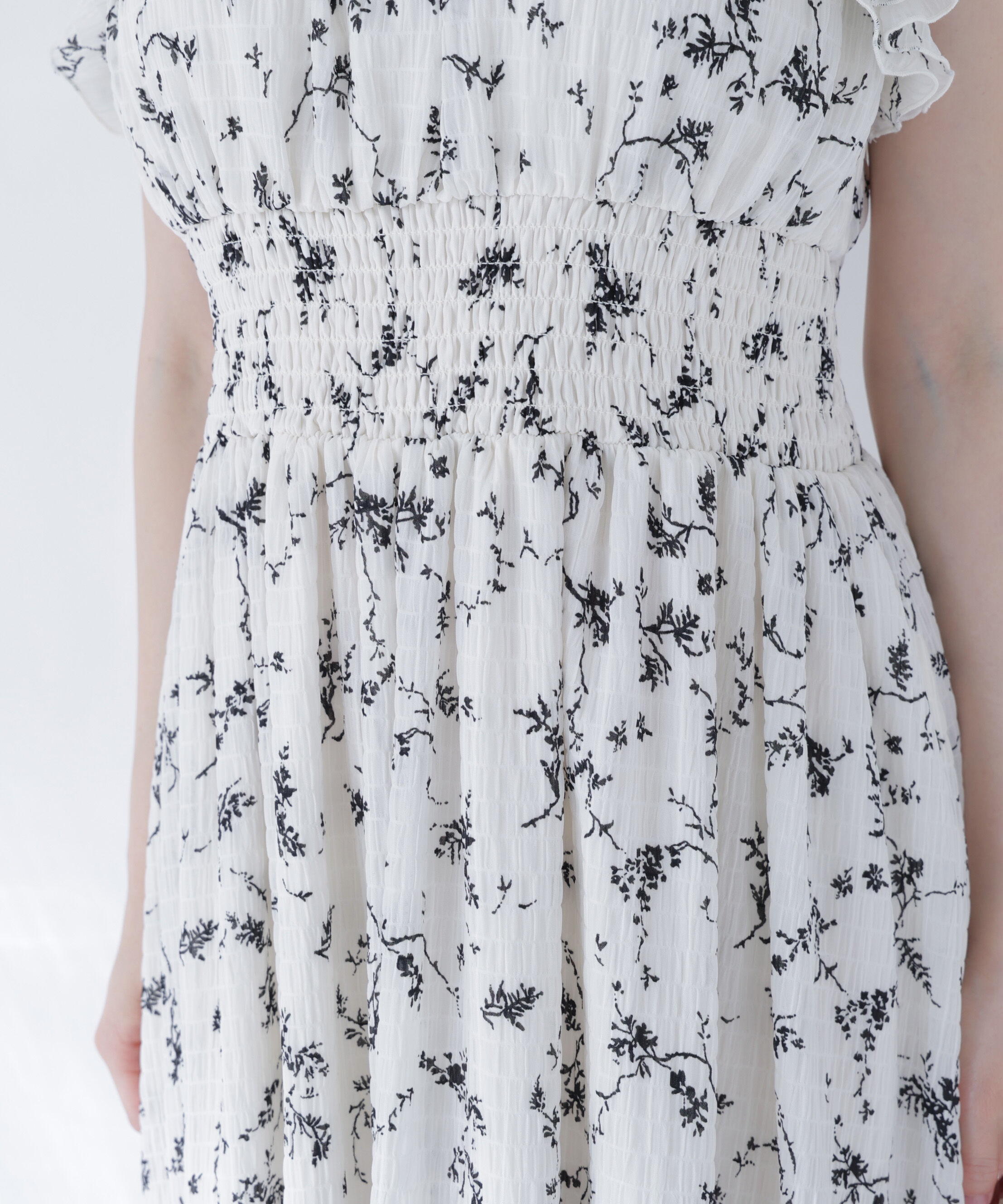  「フラワープリントフリルワンピース」|ワンピース|