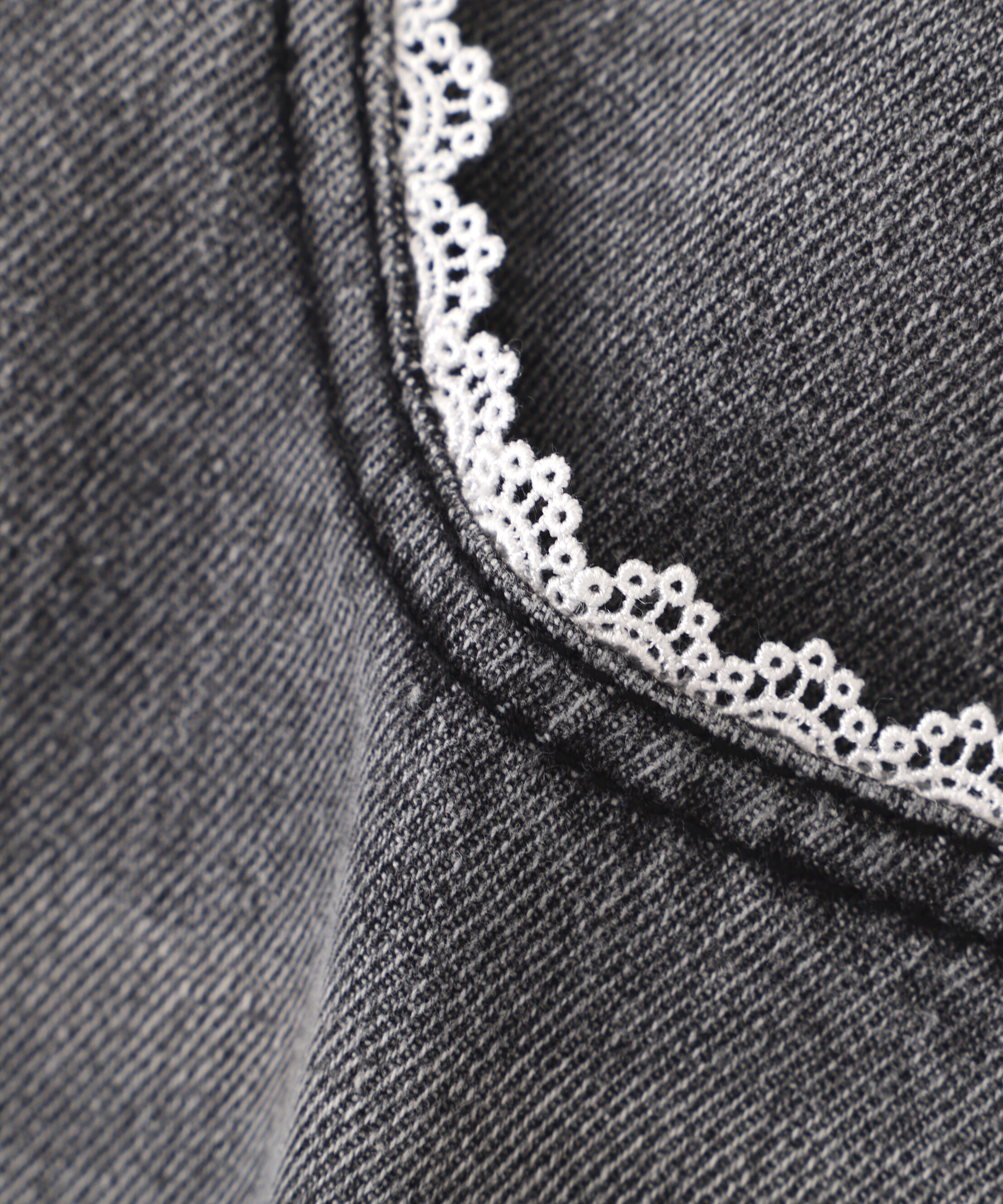  「[低身長サイズ/Sシリーズ]レーストリミングワイドストレートデニムパンツ」|その他|