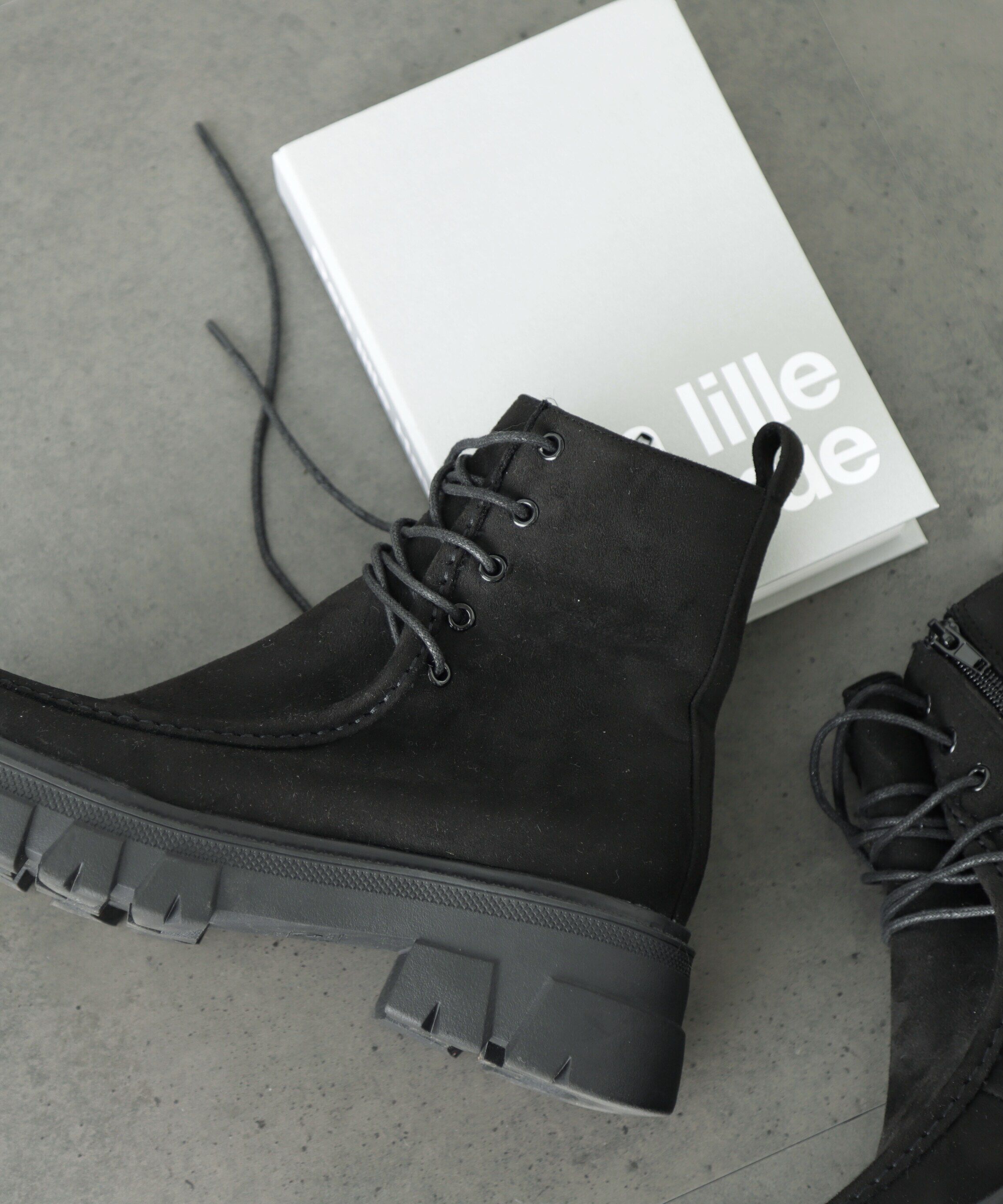  「フェイクスエードレースアップブーツ」|その他|