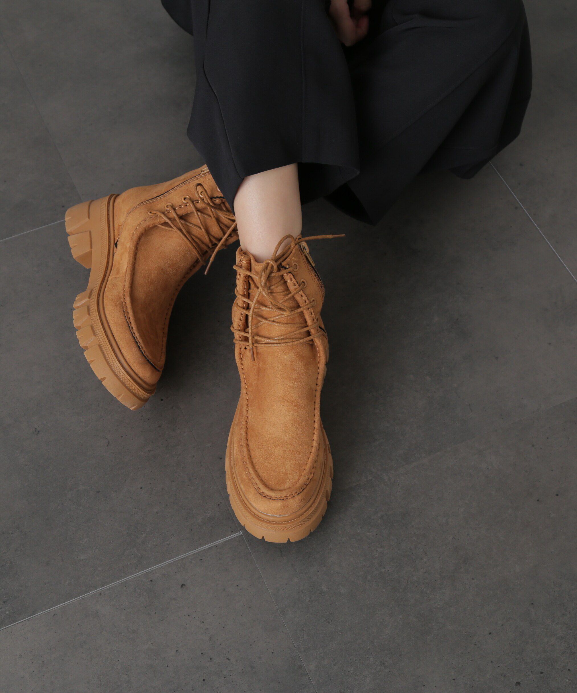  「フェイクスエードレースアップブーツ」|その他|